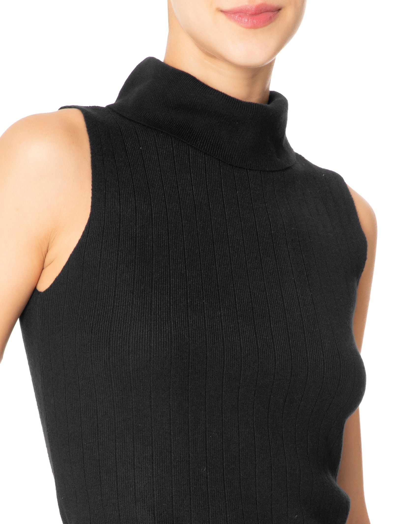 Blusa Feminina Gola Alta Em Tricot Preto '2Essential