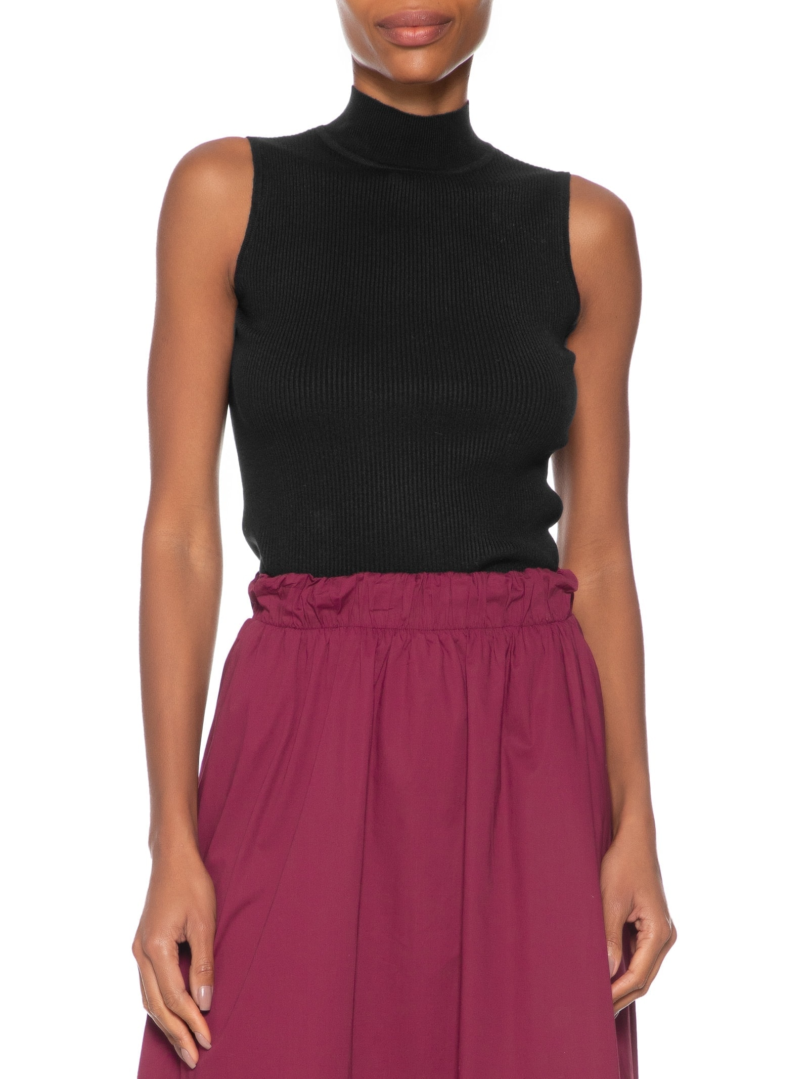 Blusa Feminina Gola Alta Em Tricot Preto '2Essential