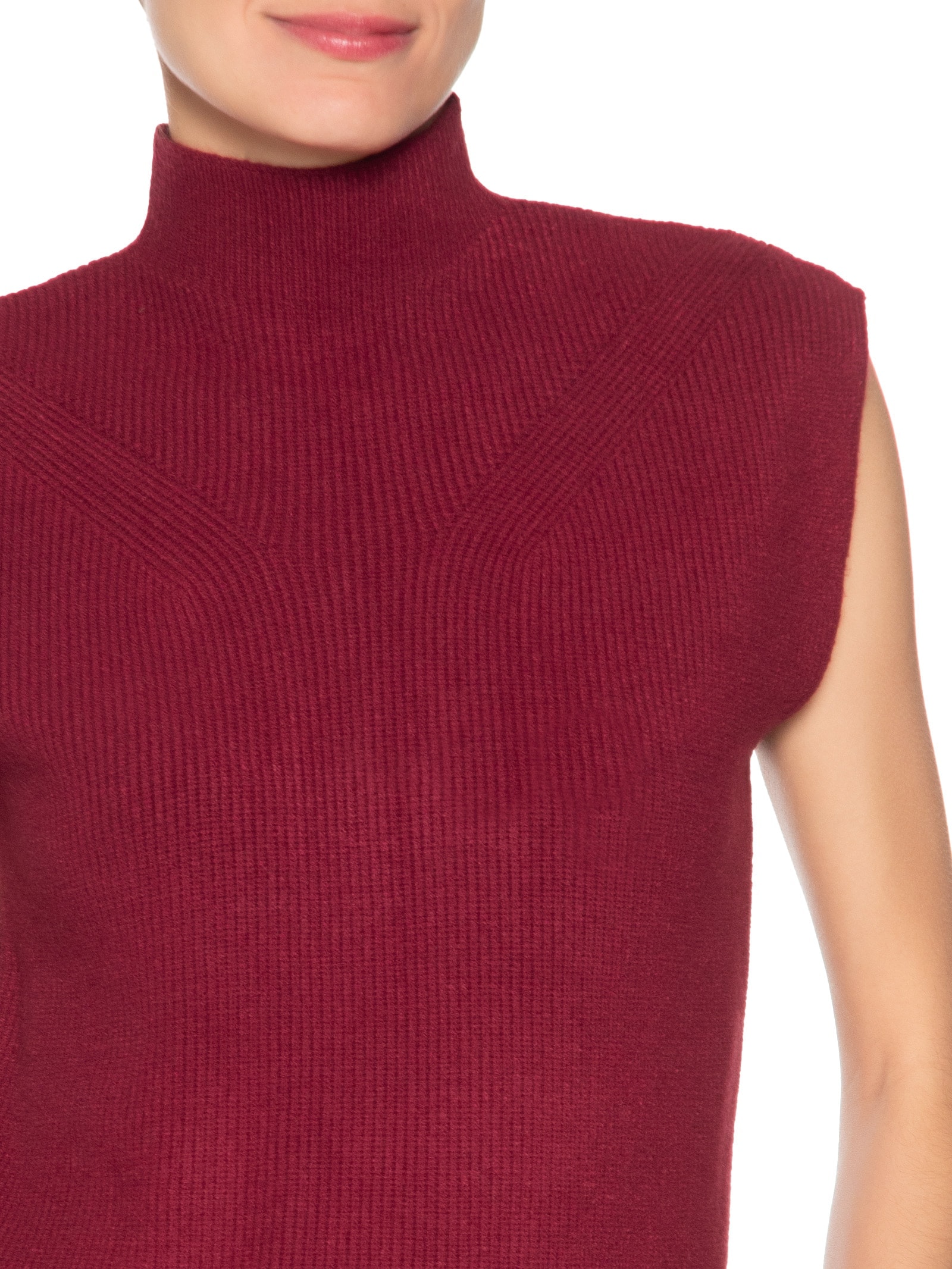 Blusa Feminina Gola Alta Em Tricot Vinho  '2Essential