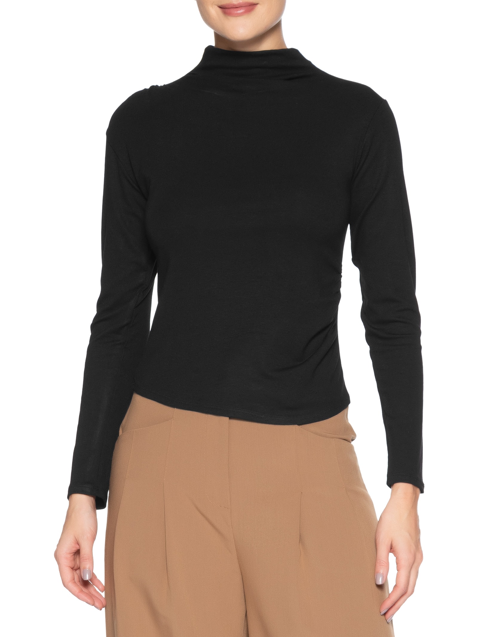 Blusa Feminina Gola Alta Manga Longa Preto Basiq