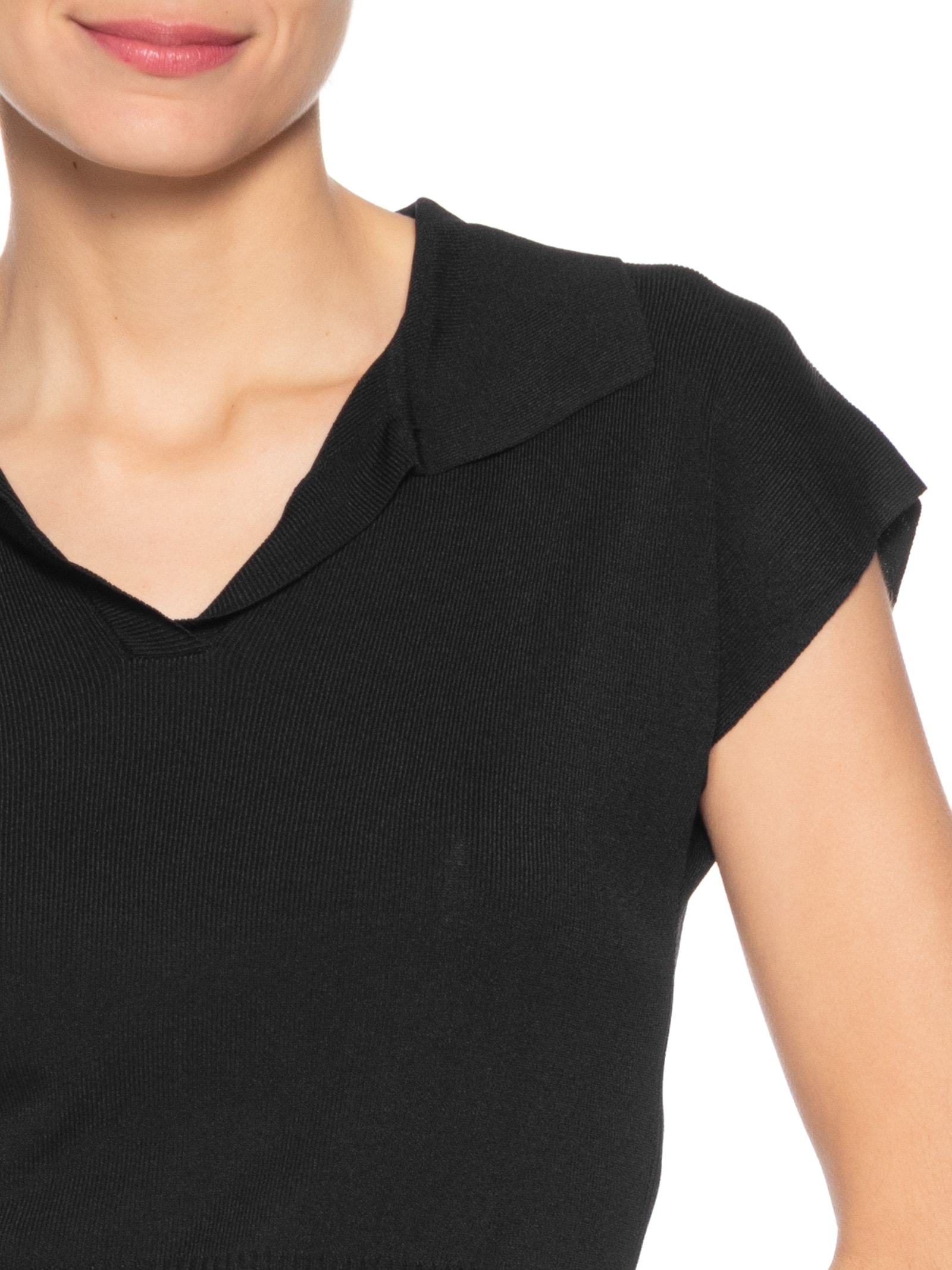 Blusa Feminina Gola Polo Em Tricot Preto '2Essential