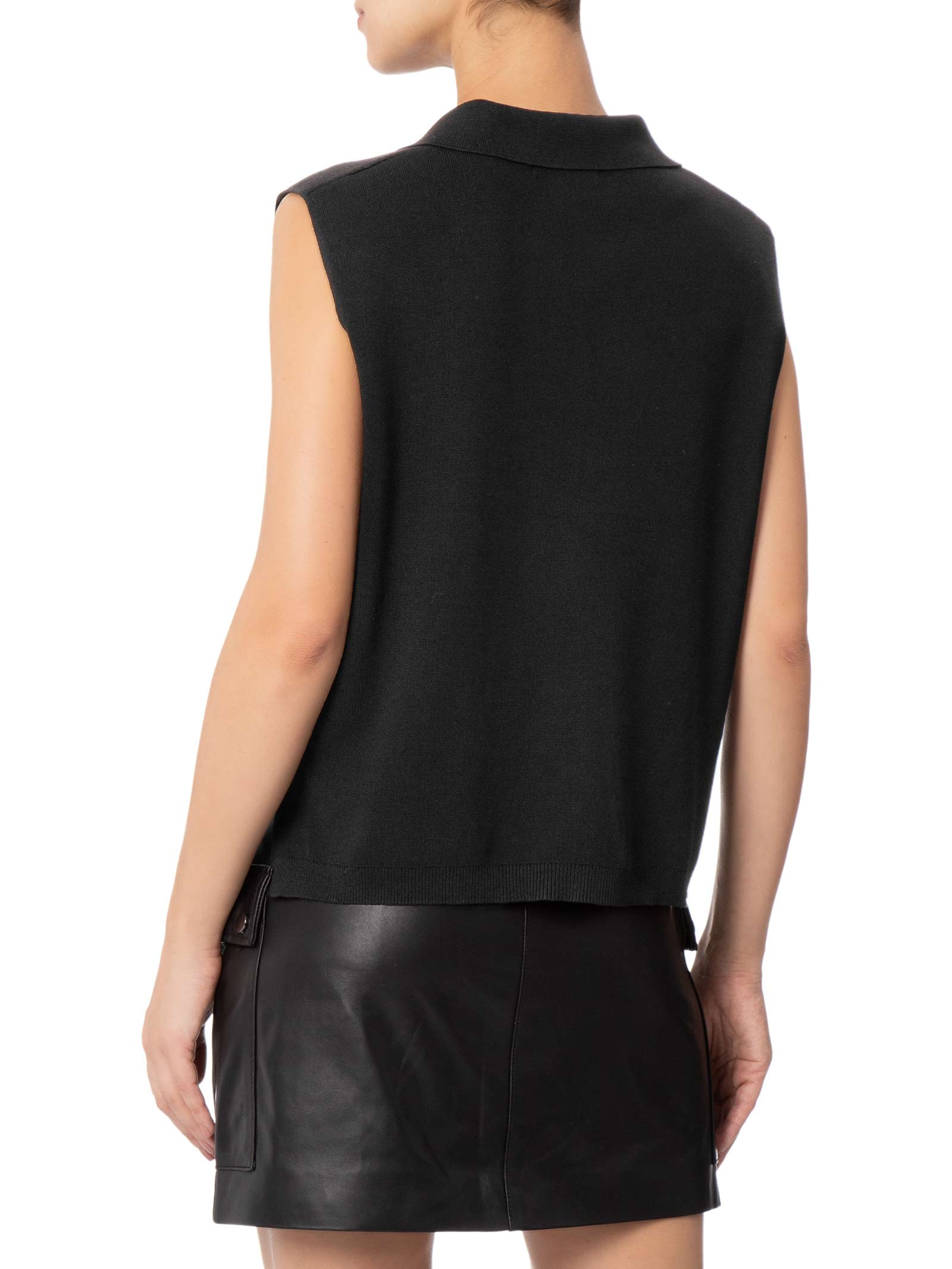 Blusa Feminina Gola Polo em Tricot Preto '2Essential