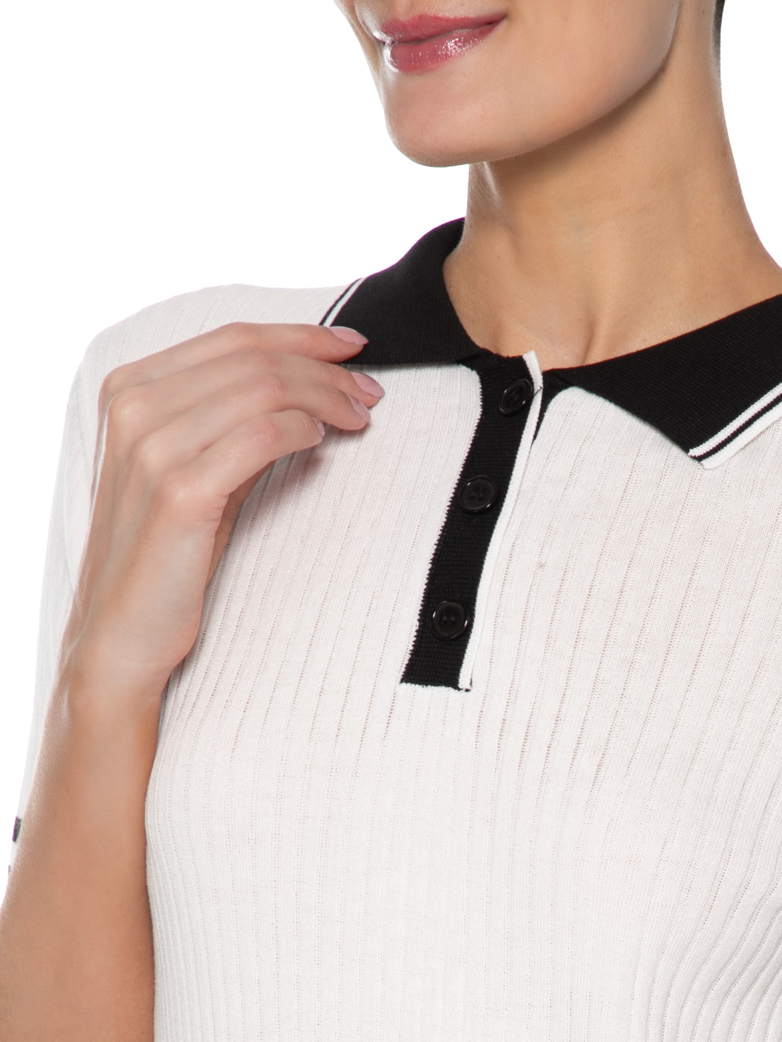 Blusa Feminina Gola Polo Manga Curta Tricot Bicolor Off White Basiq