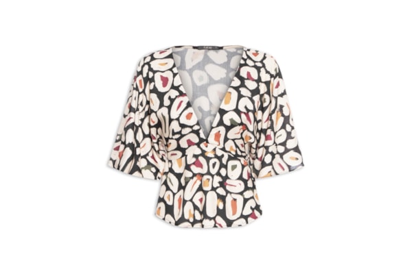 Blusa Feminina Manga Ampla Detalhe Ponteira - Preto
