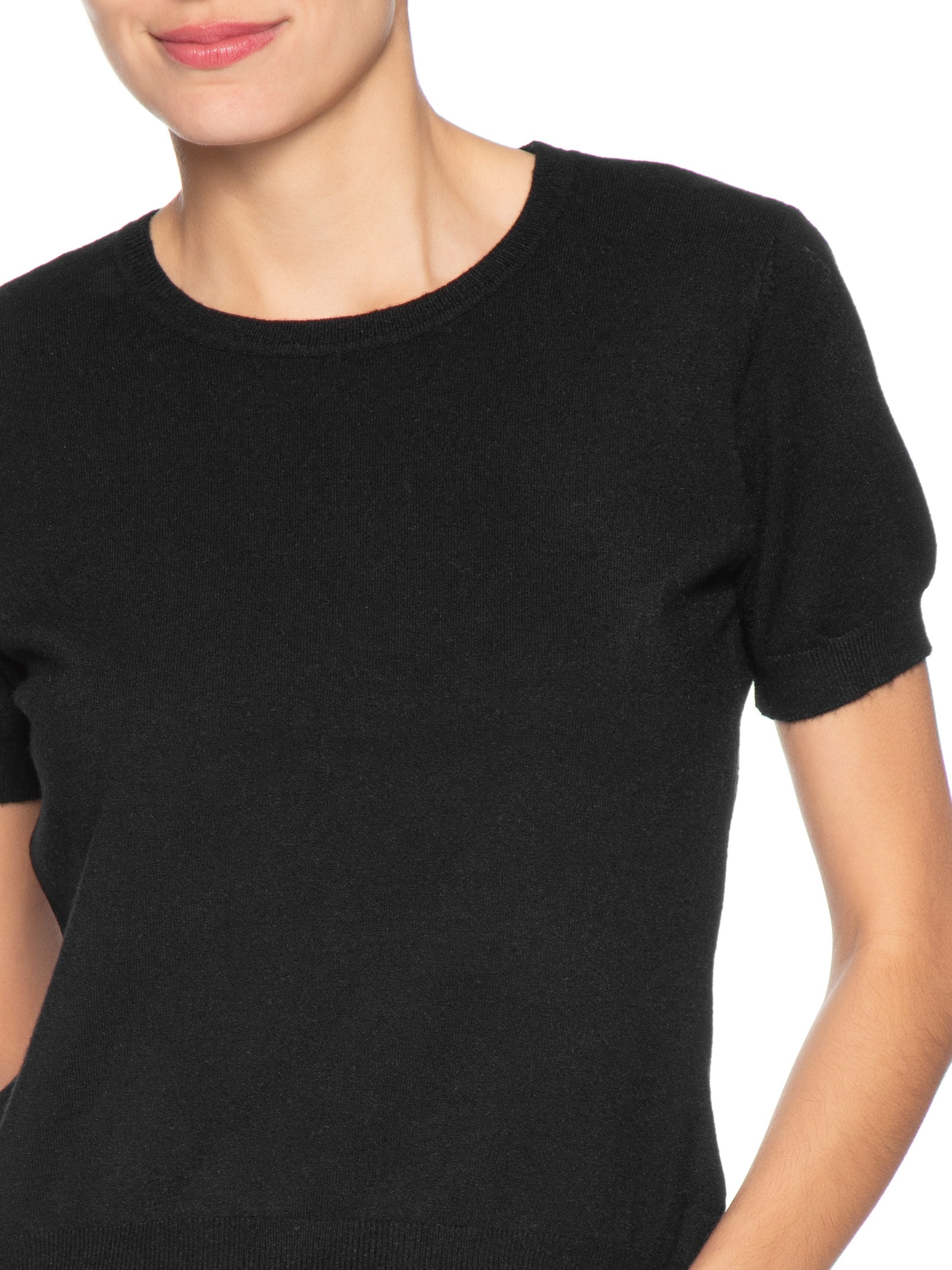 Blusa Feminina Manga Curta Em Tricot Preto Basiq