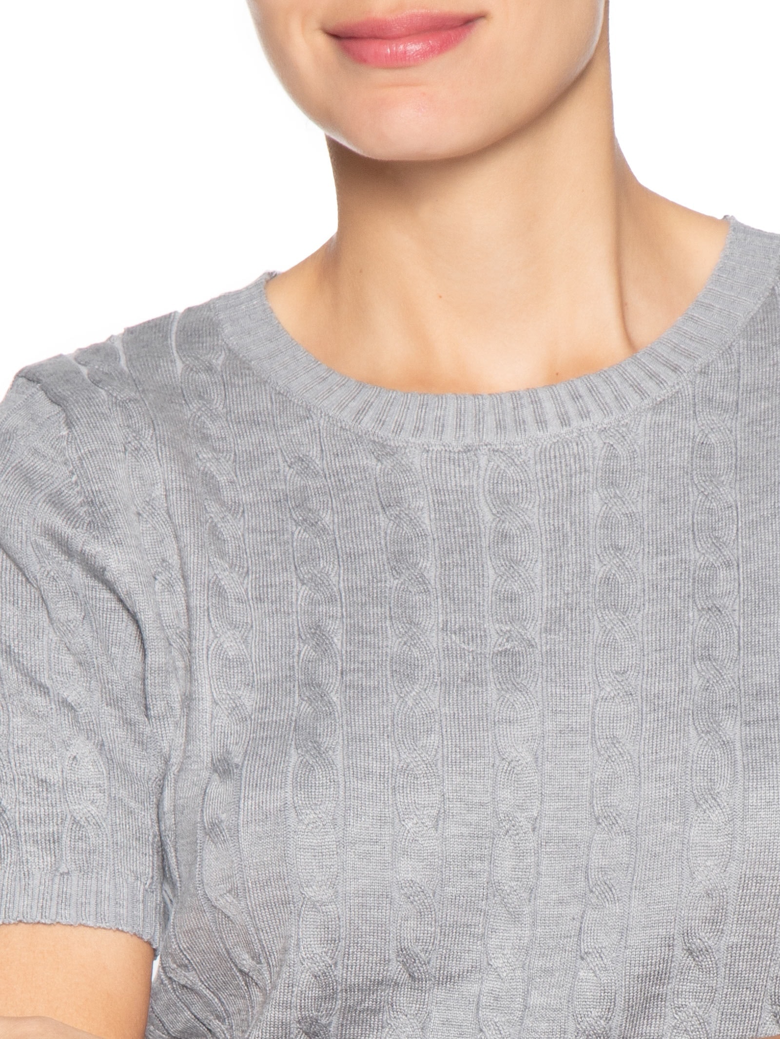 Blusa Feminina Manga Curta Texturizada Cinza Basiq