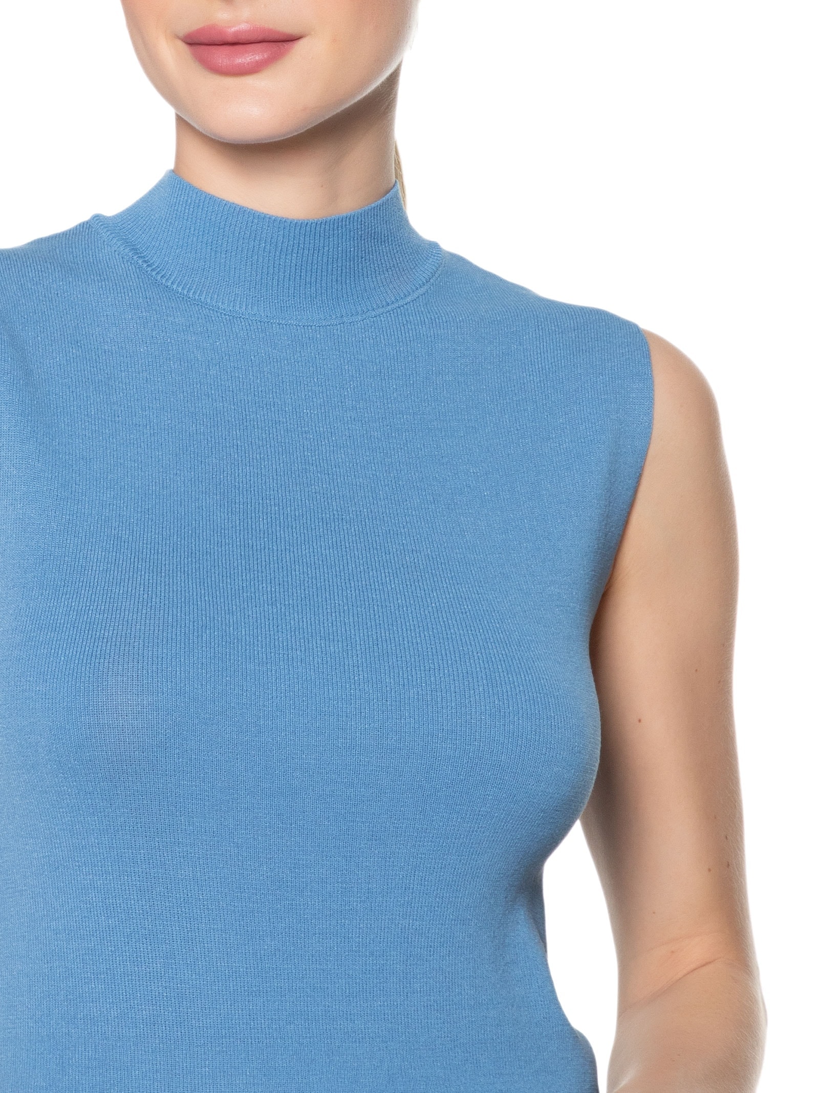 Blusa Feminina Sem Manga Em Tricot Azul Market 33