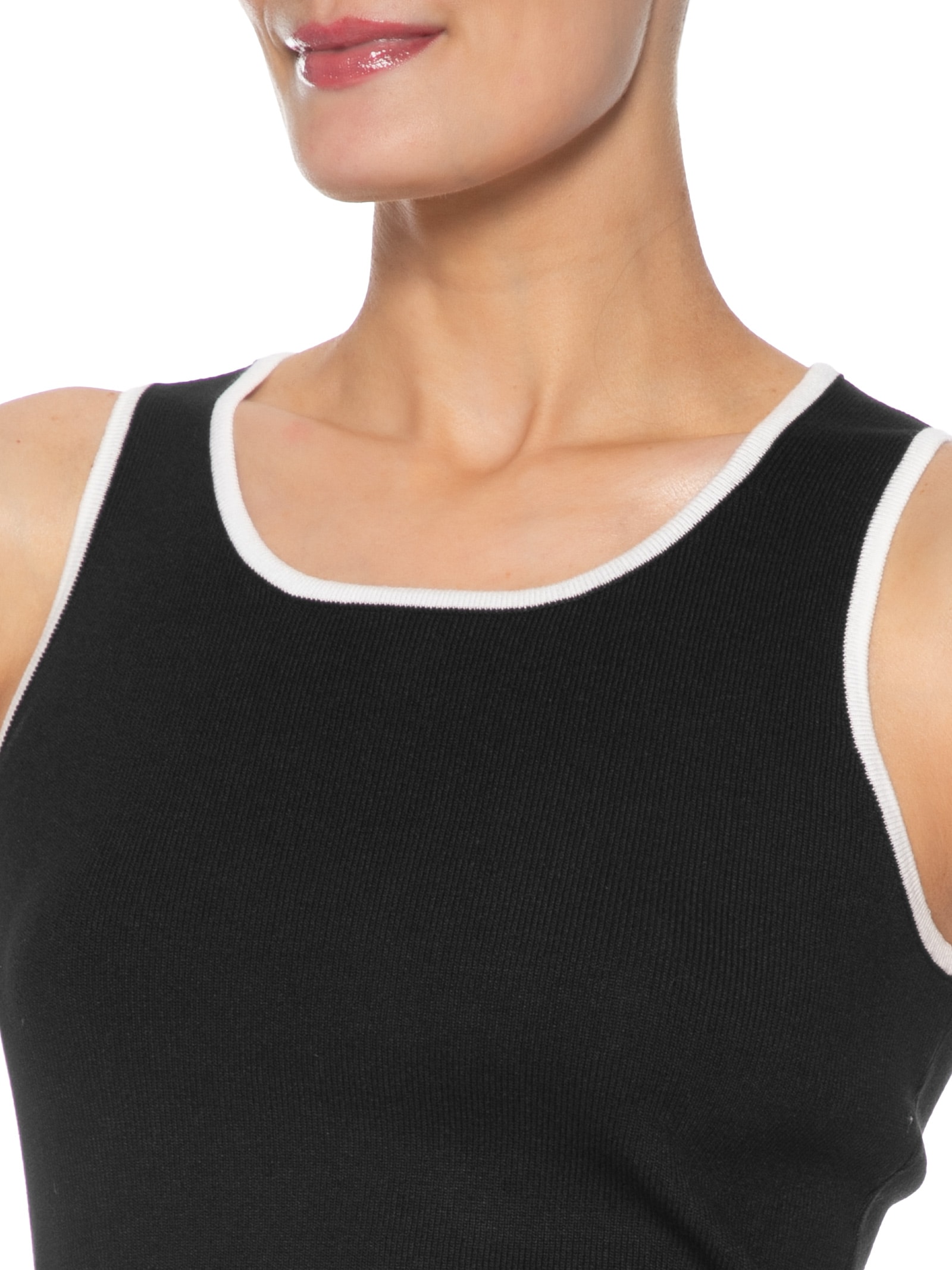 Blusa Feminina Sem Manga Em Tricot Bicolor Preto Basiq