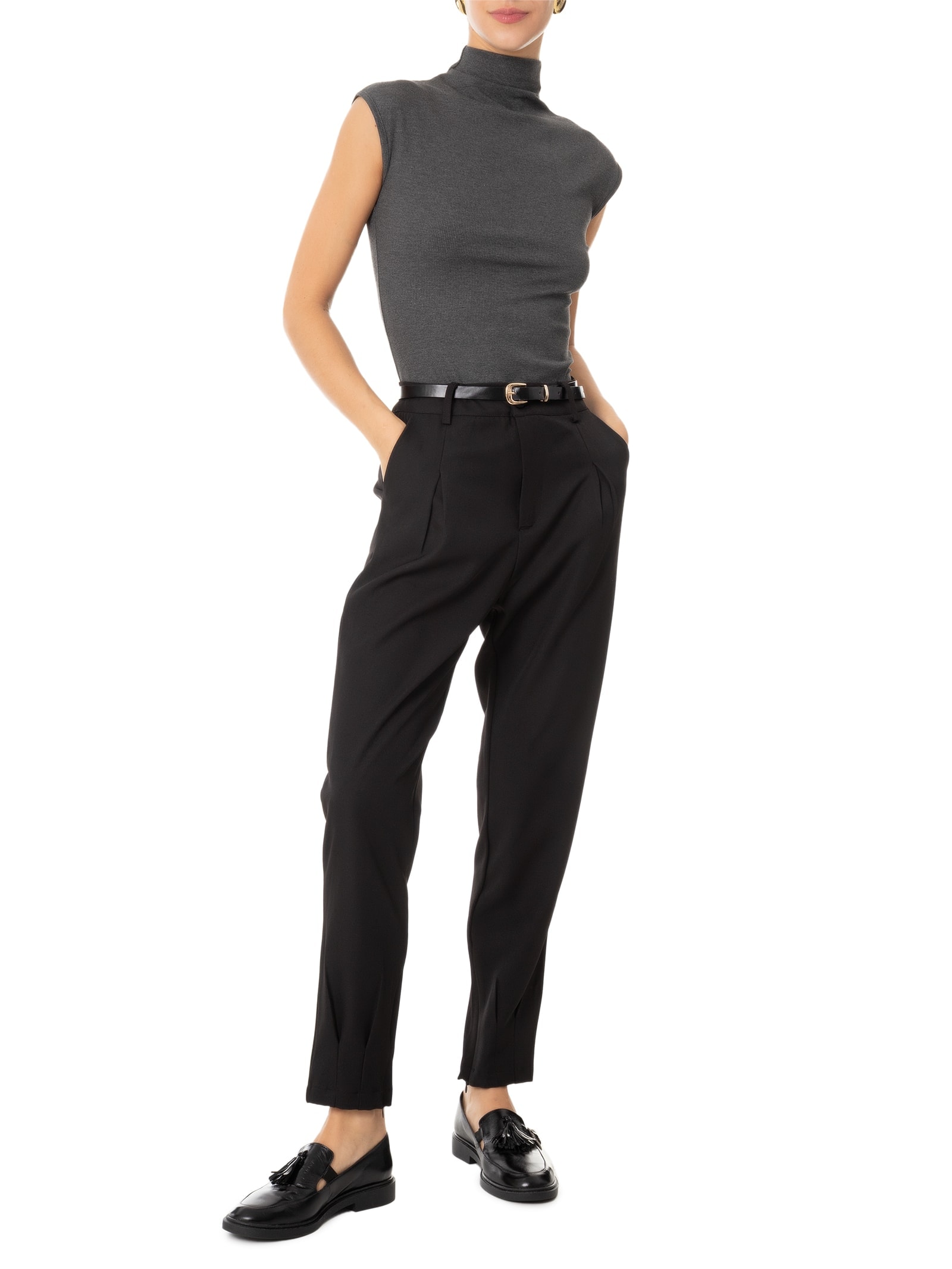 Blusa Feminina Sem Manga Gola Alta Cinza Basiq