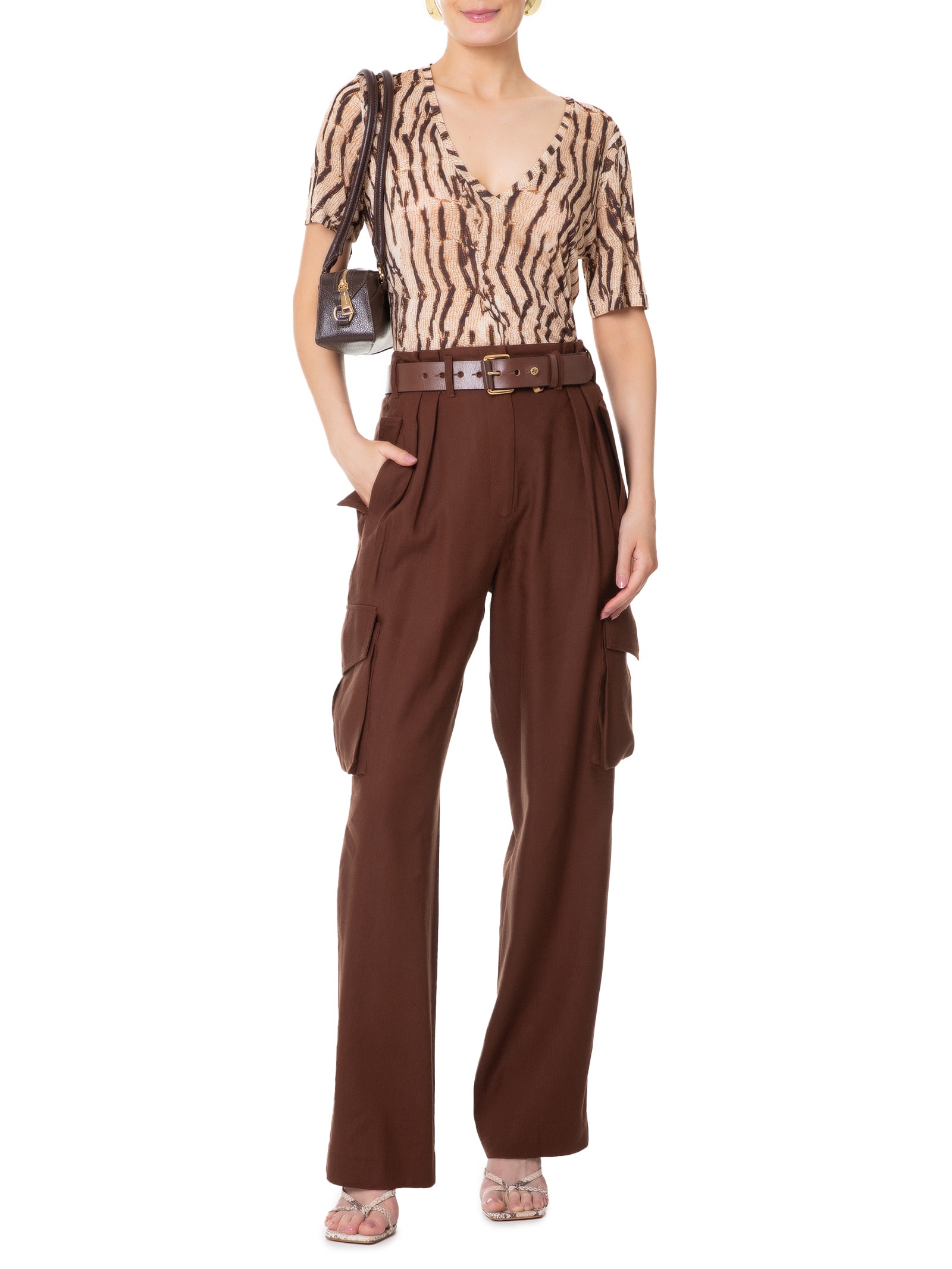 Blusa Feminina Tee Decote V Manga Curta Cobra Vintage Marrom Animale