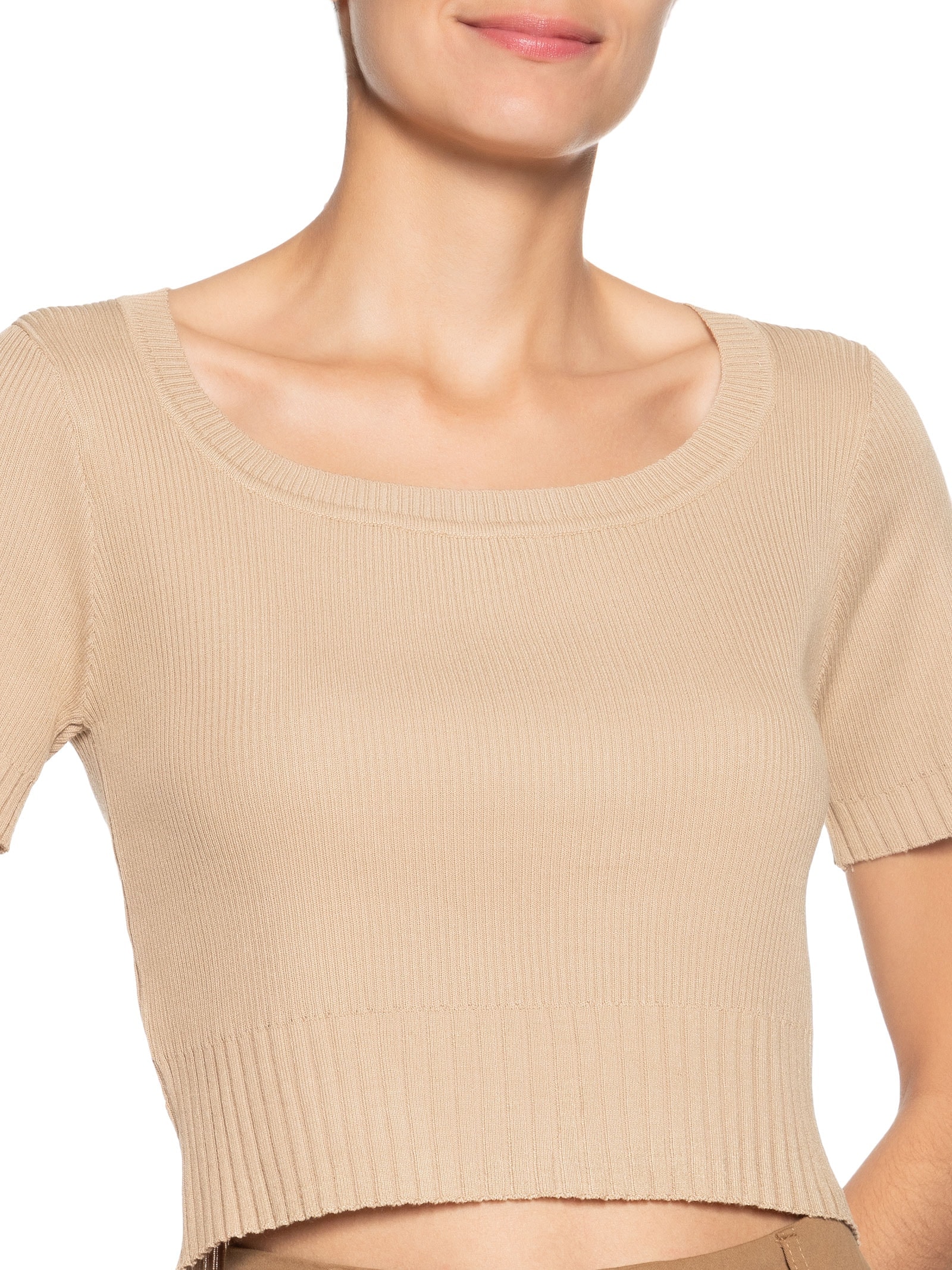 Blusa Feminina Tricot Decote Canoa Bege Basiq