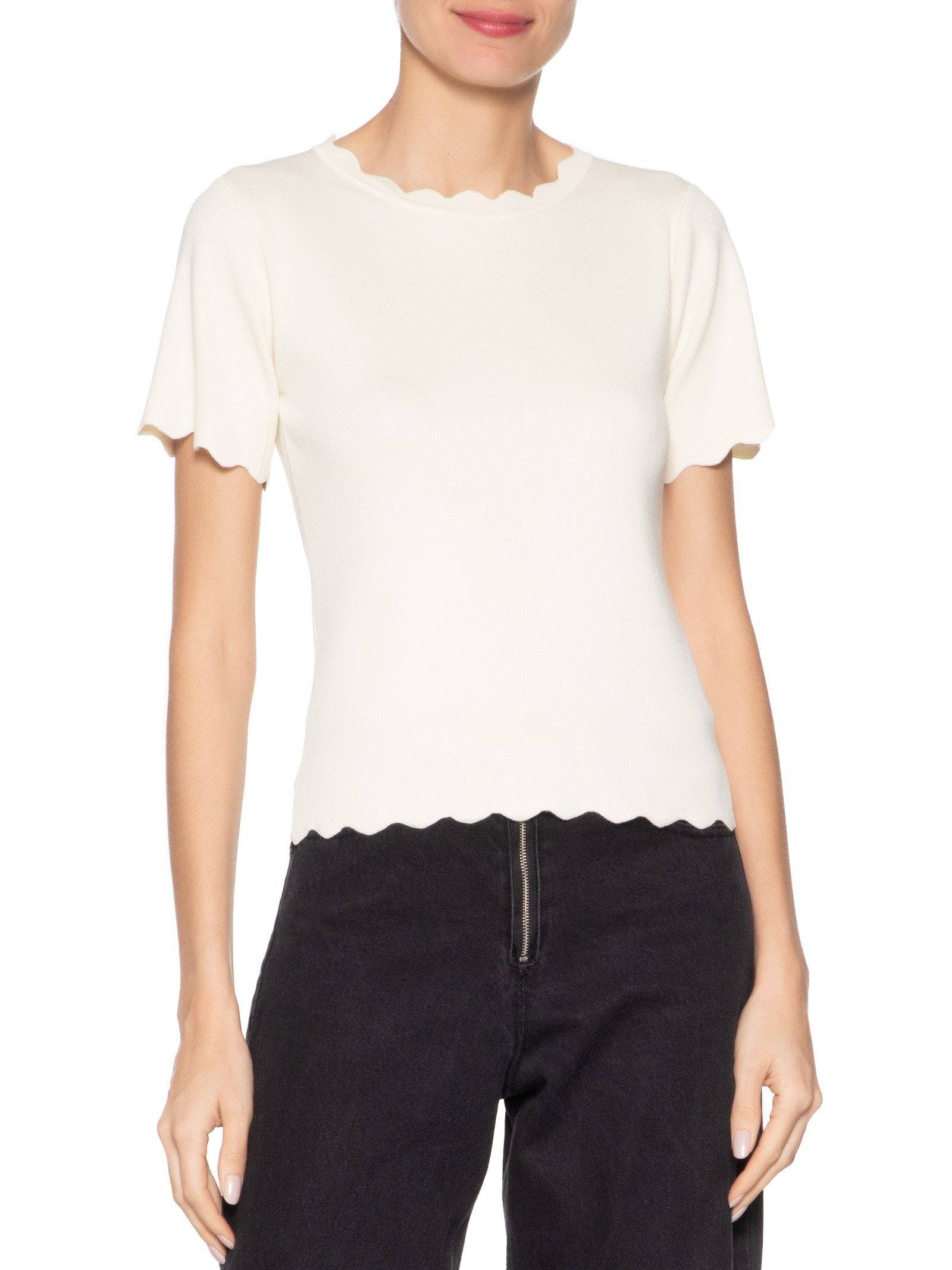 Blusa Feminina Tricot Decote Ondulado Off White Market 33