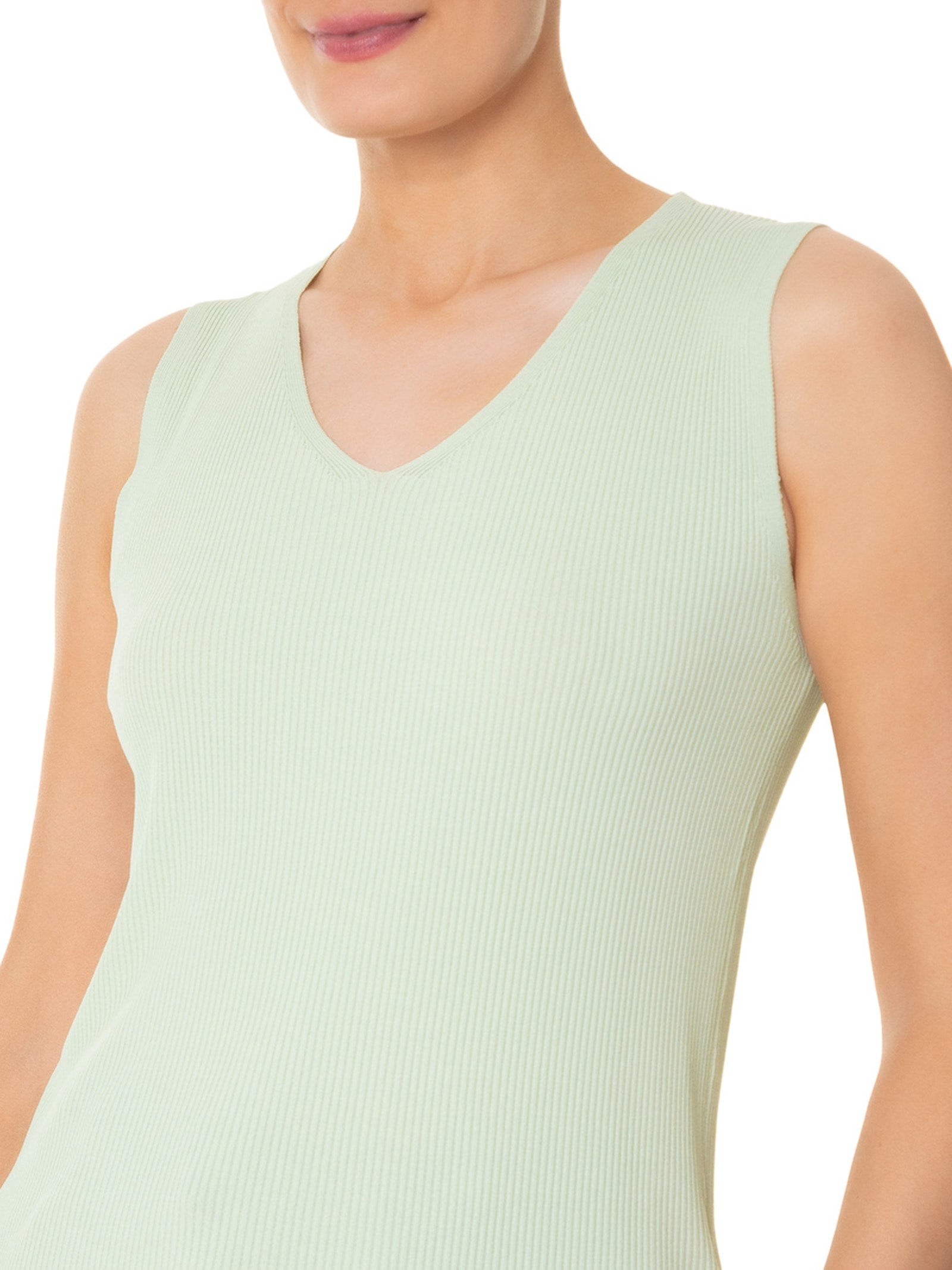 Blusa Feminina Tricot Decote V Sem Manga Verde Basiq