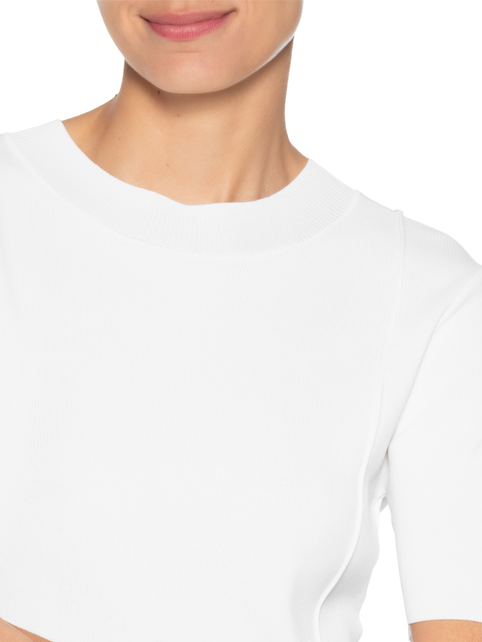 Blusa Feminina Tricot Detalhe Nervura Branco Basiq