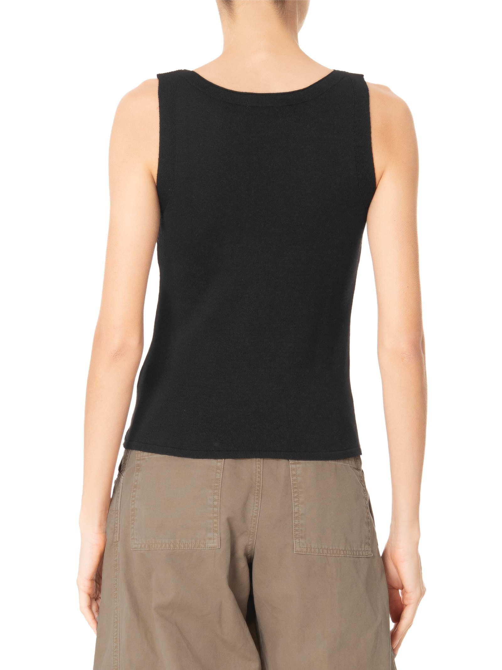 Blusa Feminina Tricot Sem Manga Preto Basiq