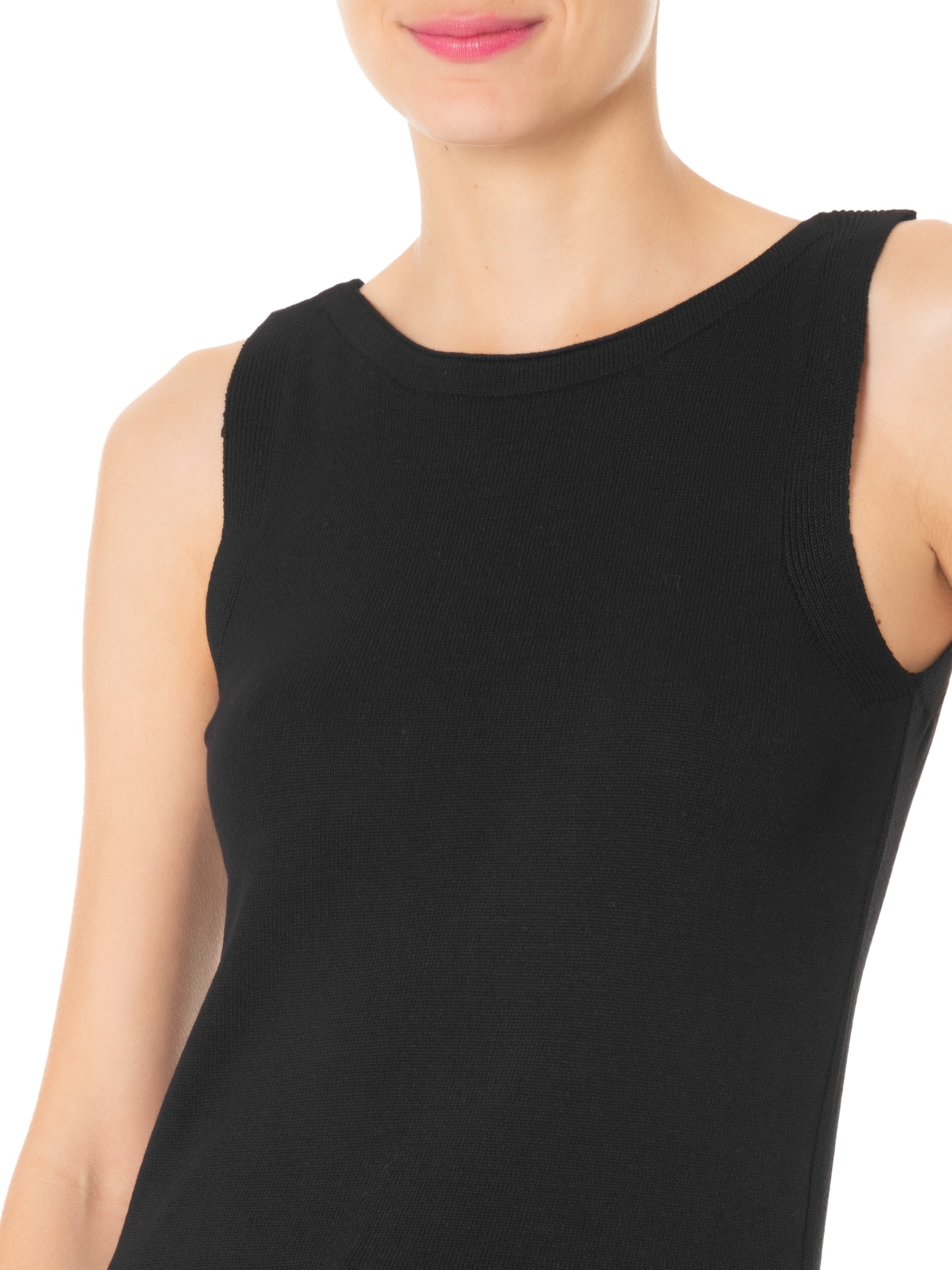 Blusa Feminina Tricot Sem Manga Preto Basiq