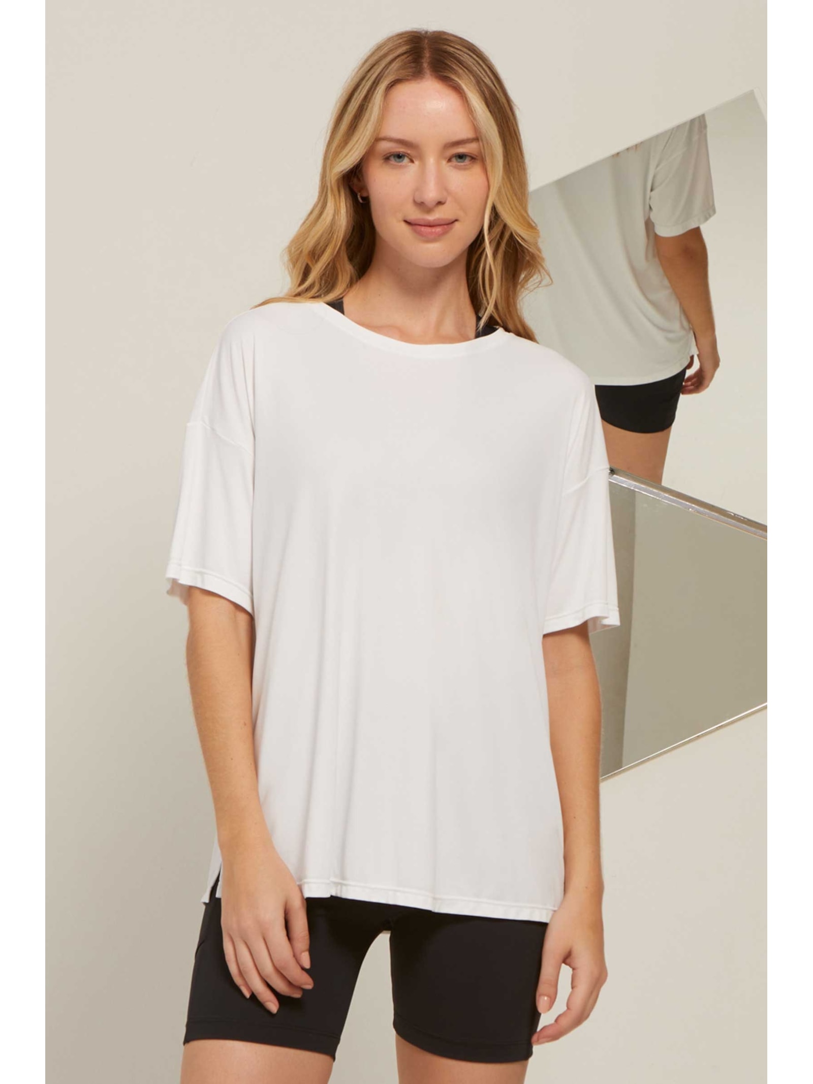 Blusa Fitness Longa Branca Uv Dry Palma Yogini