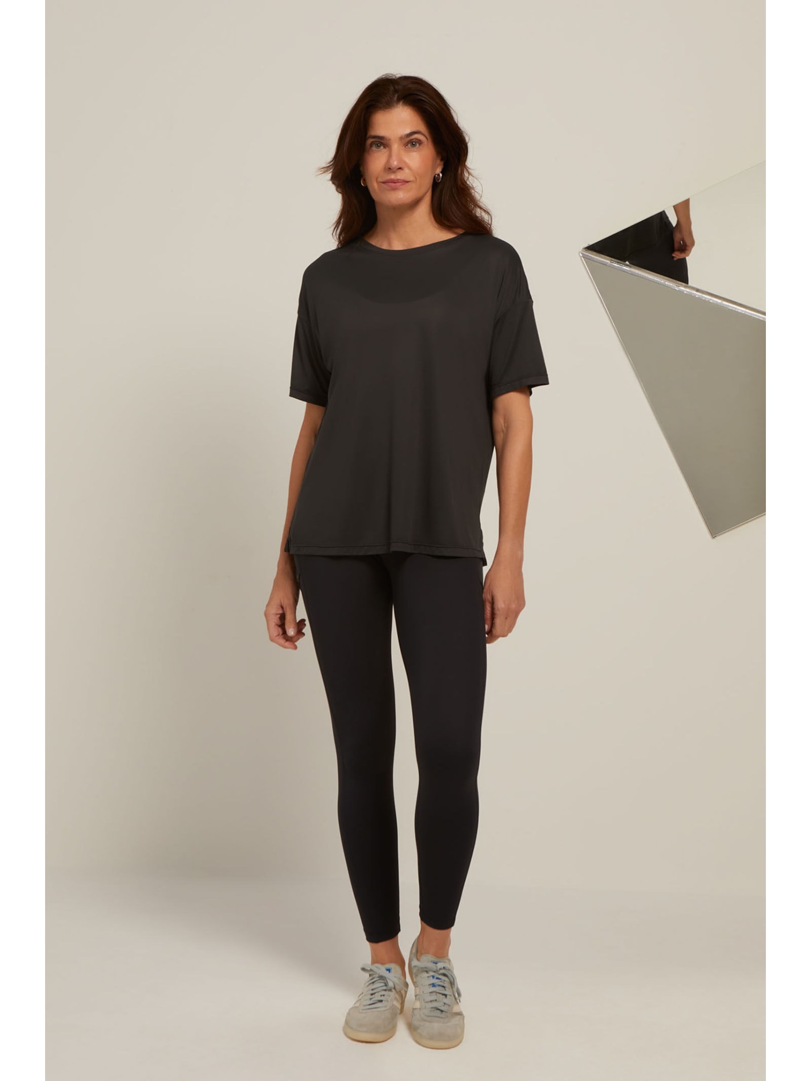 Blusa Fitness Longa Preta Uv Dry Palma Yogini