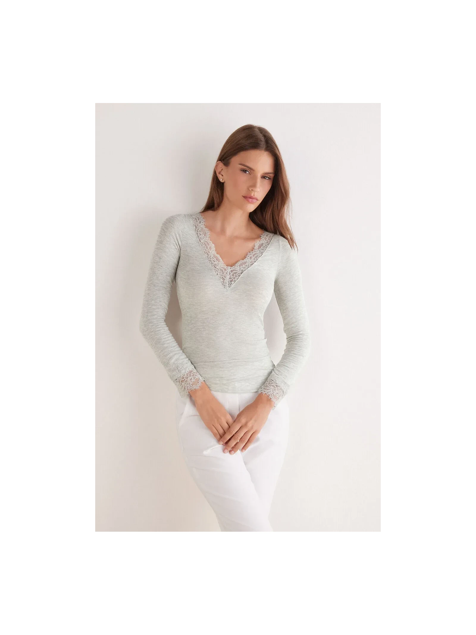 Blusa Manga Comprida Em Cashmere Ultralight e Renda Cinza Intimissimi