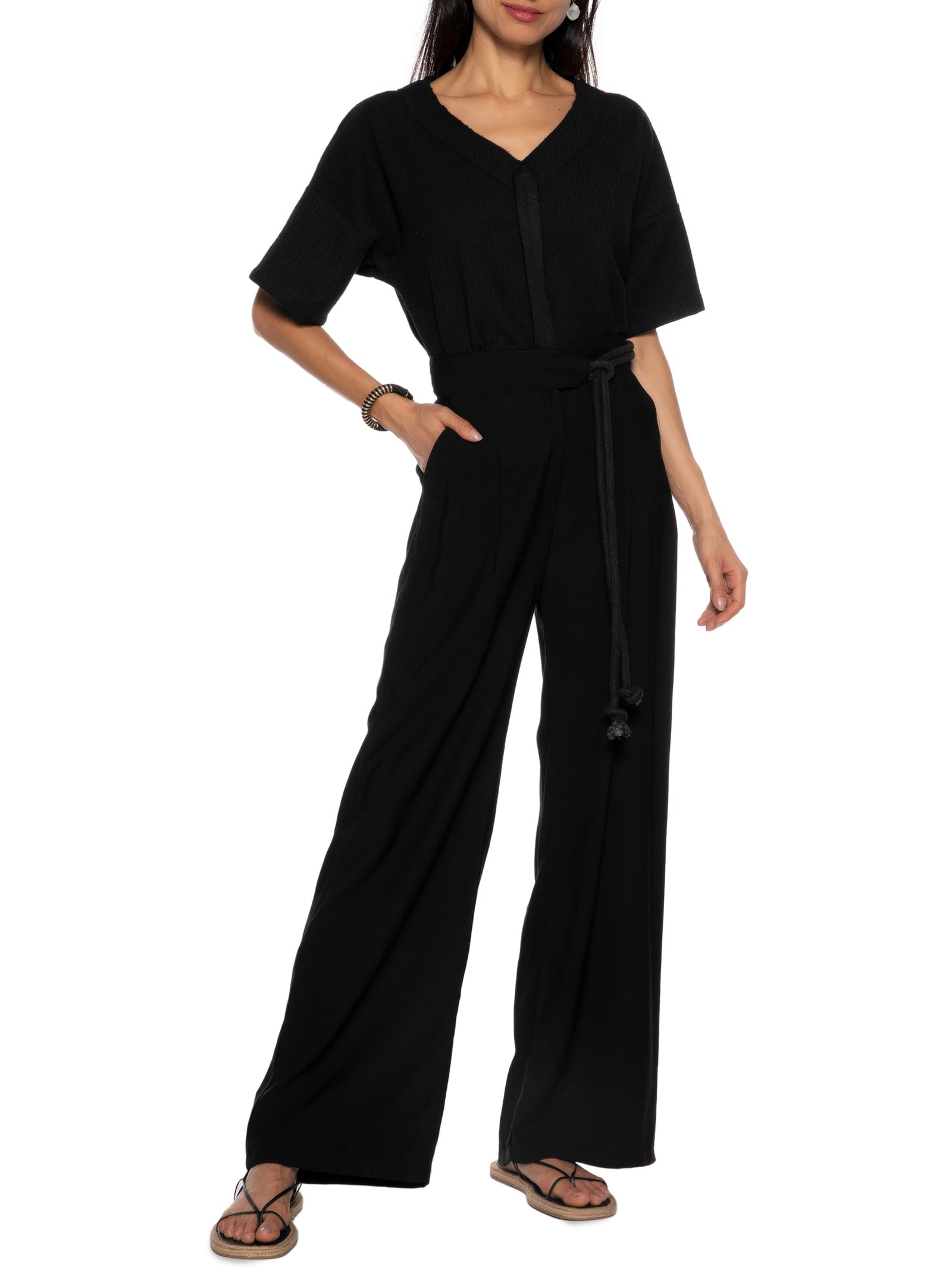 Blusa Manga Curta Texturizada Preto Basiq