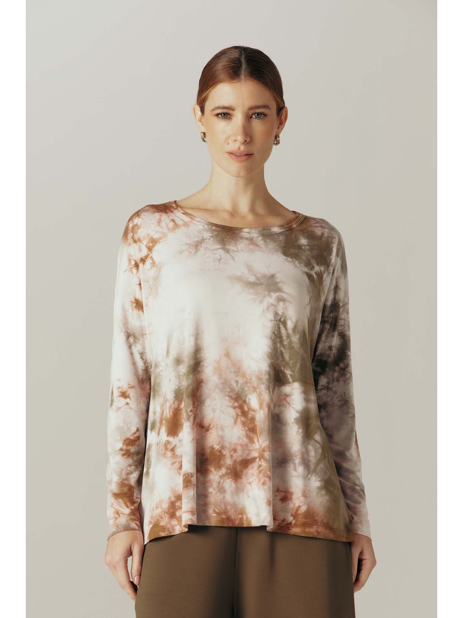 Blusa Manga Longa Tie Dye Marrom Modal Ieda Yogini