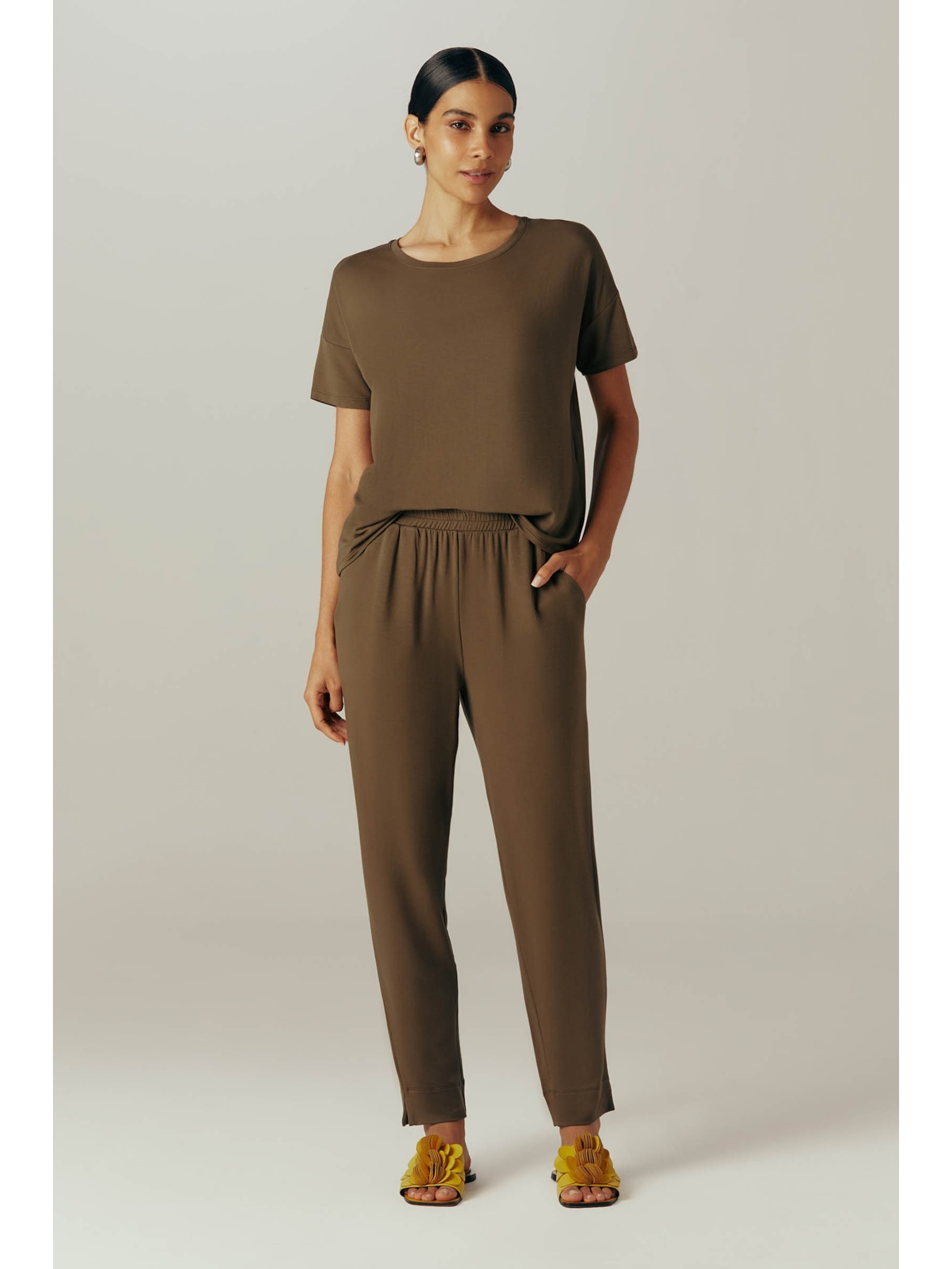 Blusa Verde Oliva Bambu II Yogini