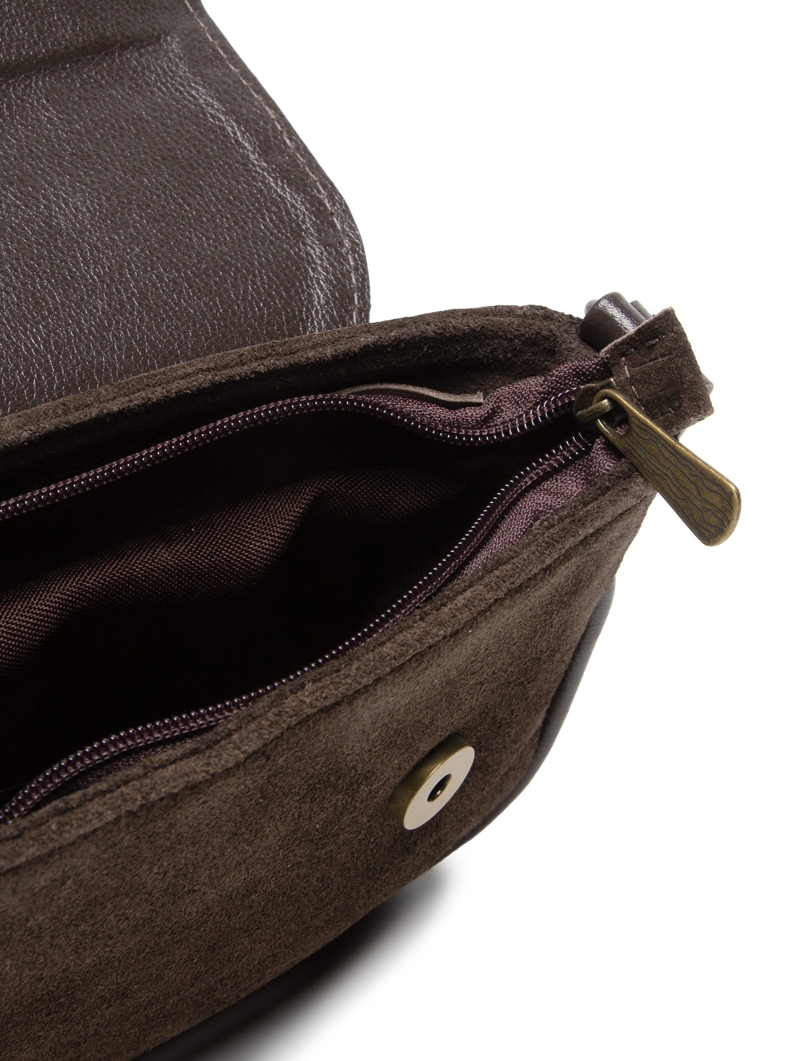 Bolsa Feminina Carteiro Estruturada Em Camurça Marrom Basiq
