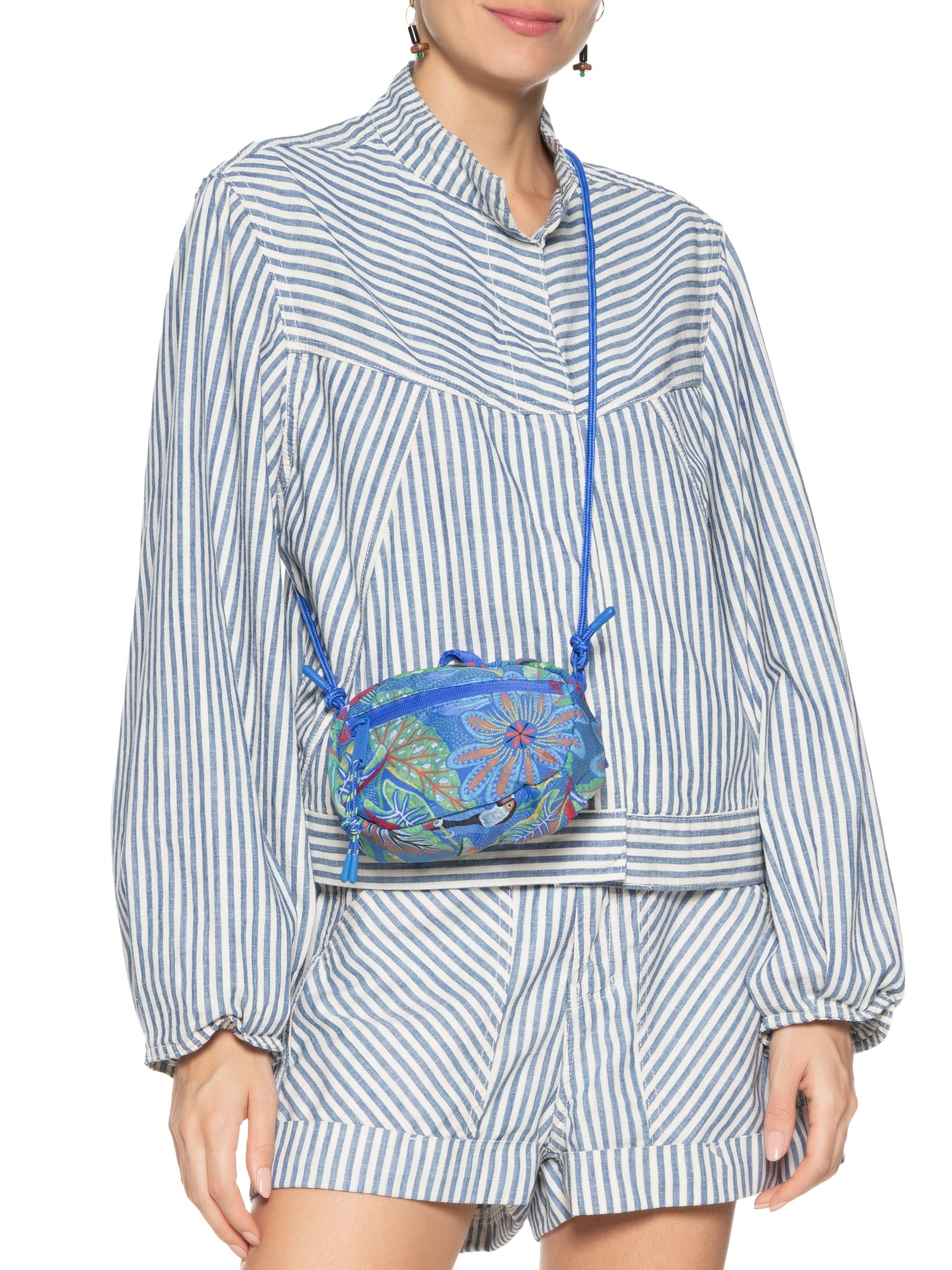 Bolsa Feminina Chuchu Tapete de Tucano Azul Farm Etc