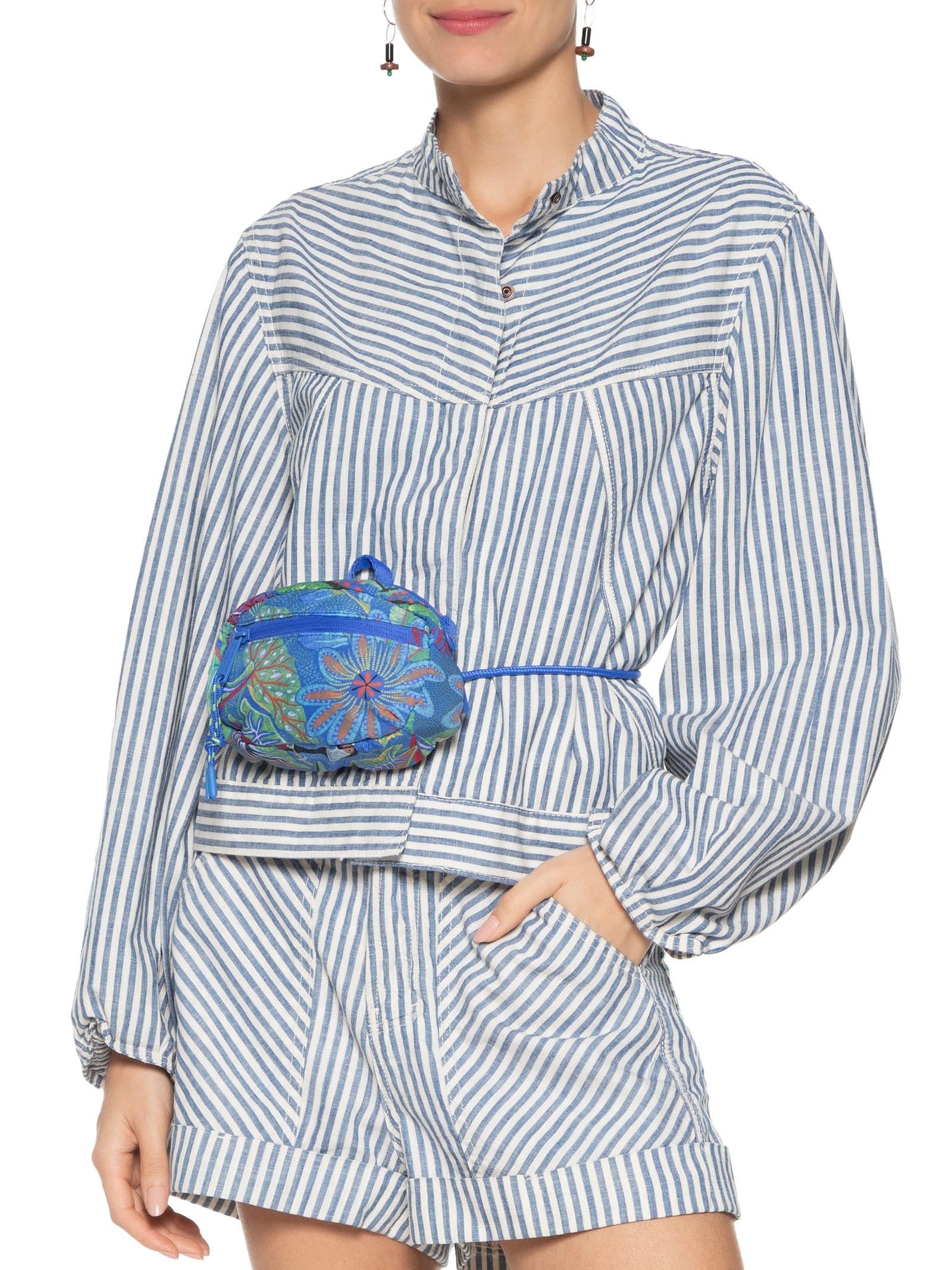 Bolsa Feminina Chuchu Tapete de Tucano Azul Farm Etc