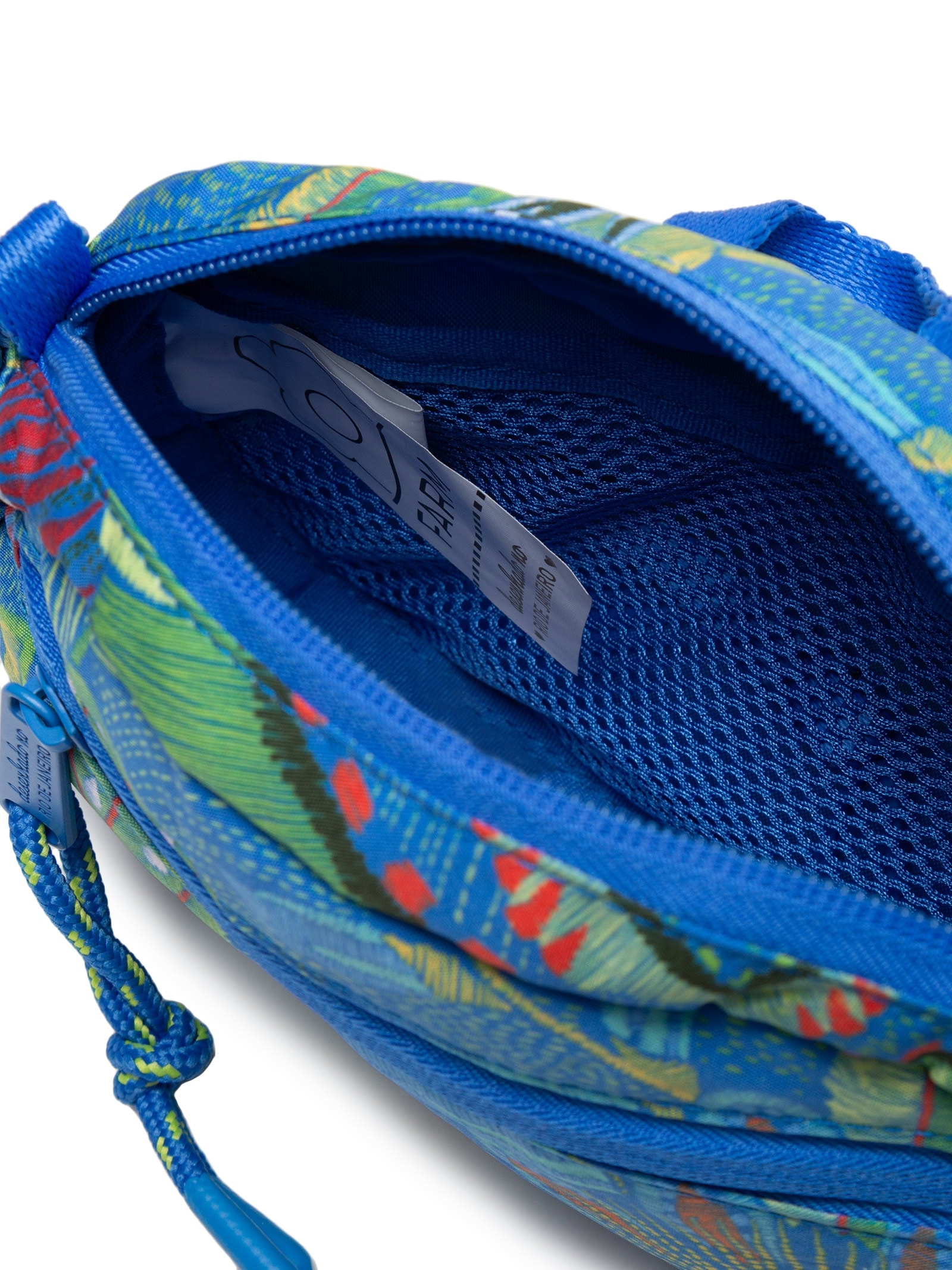 Bolsa Feminina Chuchu Tapete de Tucano Azul Farm Etc