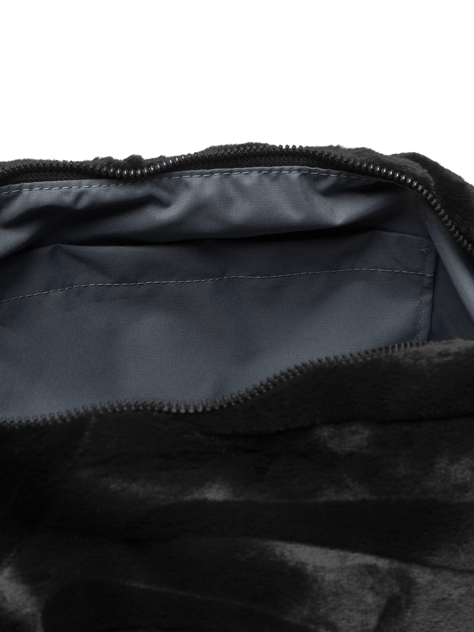 Bolsa Feminina Faux Fur Slouchy Preto Nike