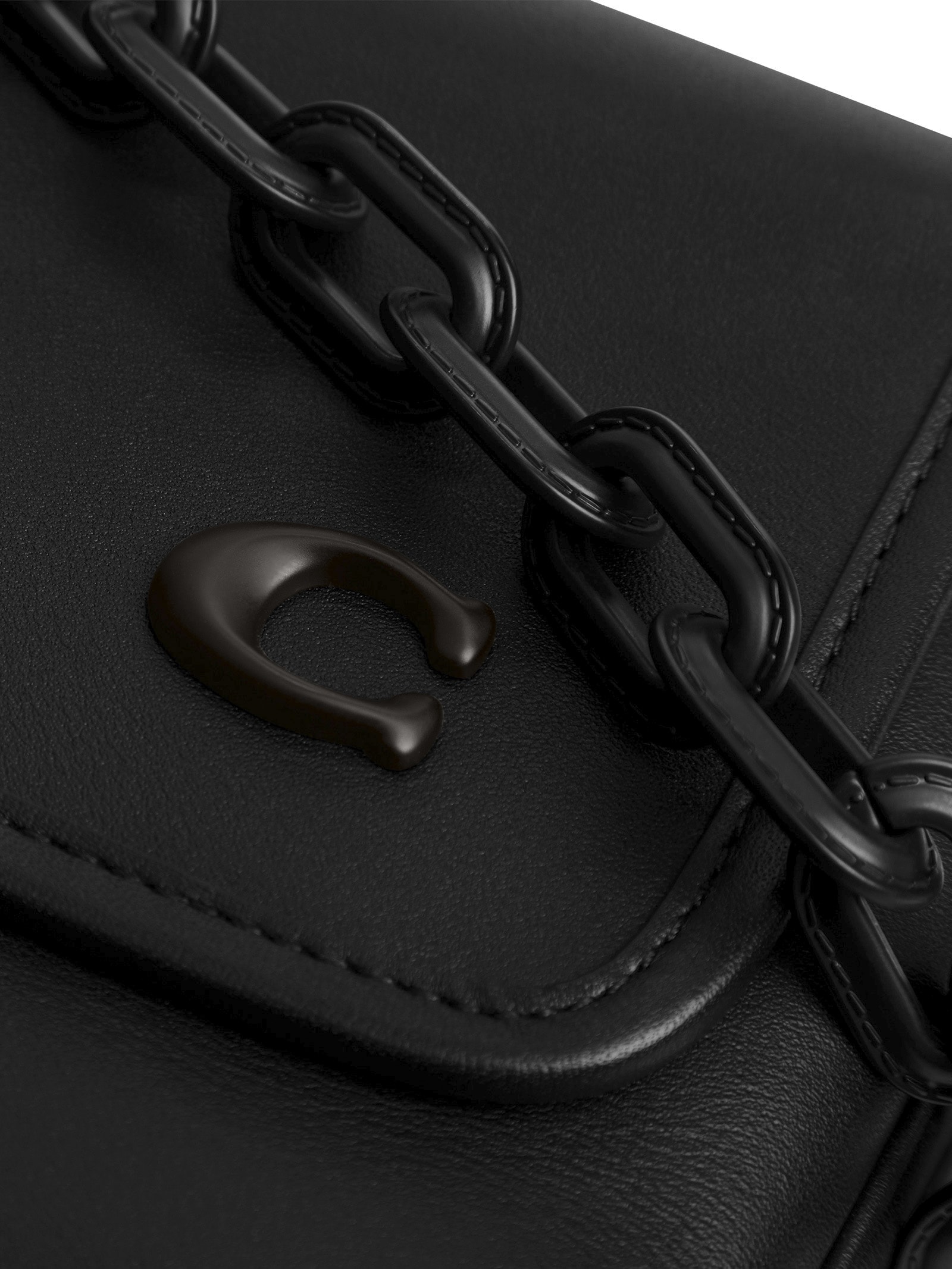 Bolsa Feminina Flap Crossbody 24 Preto Coach