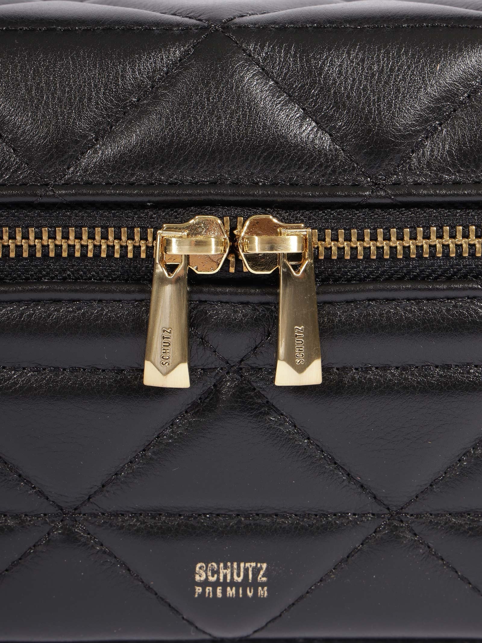 Bolsa Feminina Satchel Vanity Média Couro Preto Schutz