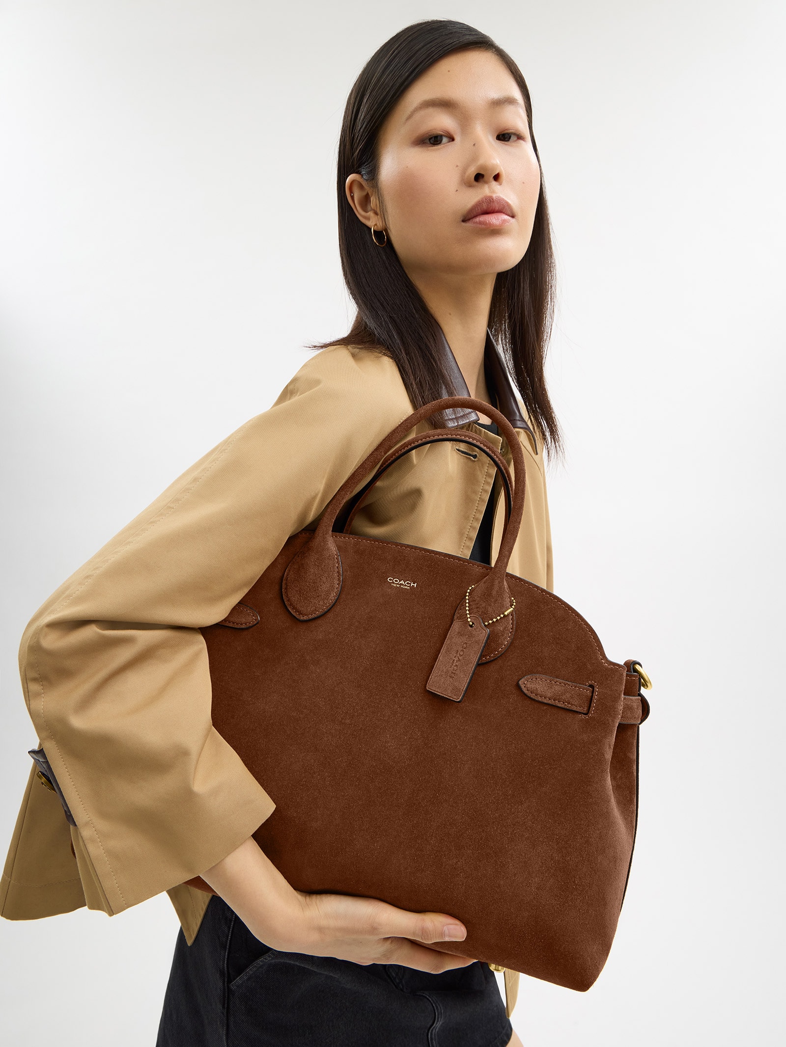 Bolsa Feminina Soft Empire Carryall 40 Suede WA Marrom Coach