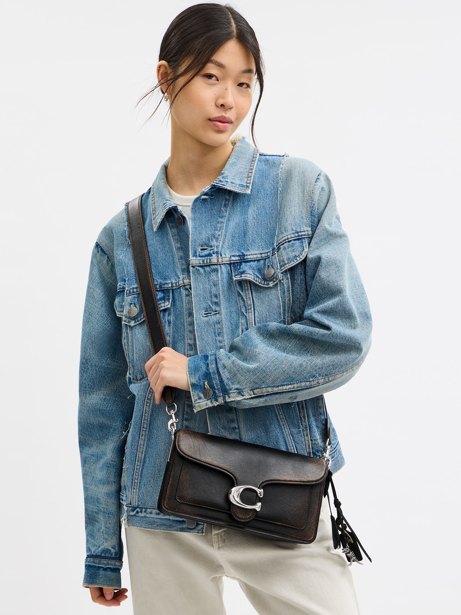 Bolsa Feminina Tabby Shoulder Loved Leather With Quilting Marrom Coach