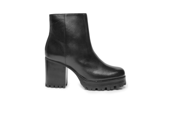 Bota Feminina Cano Baixo Couro - Preto