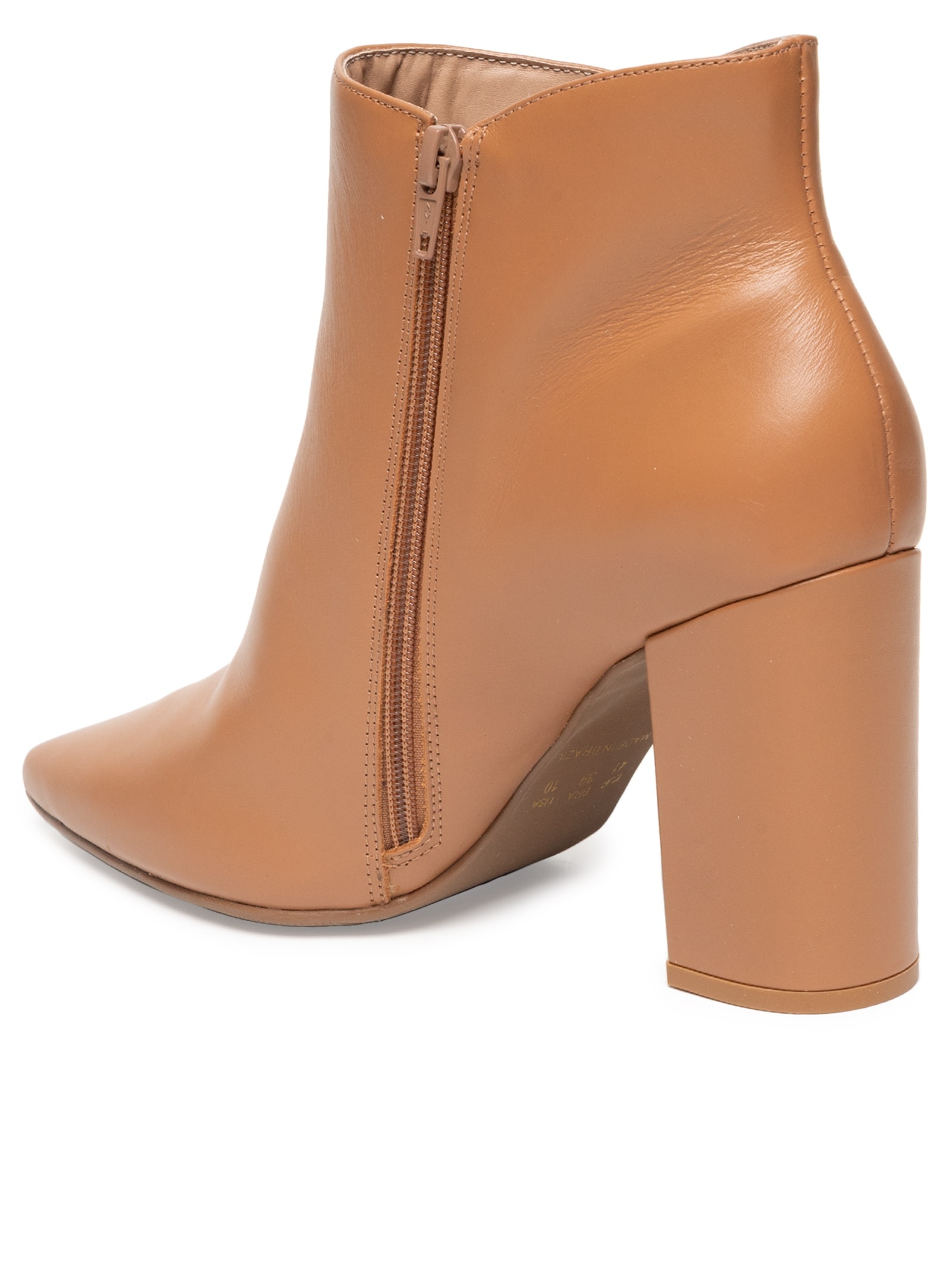 Bota Feminina Cano Curto Couro Marrom Market 33