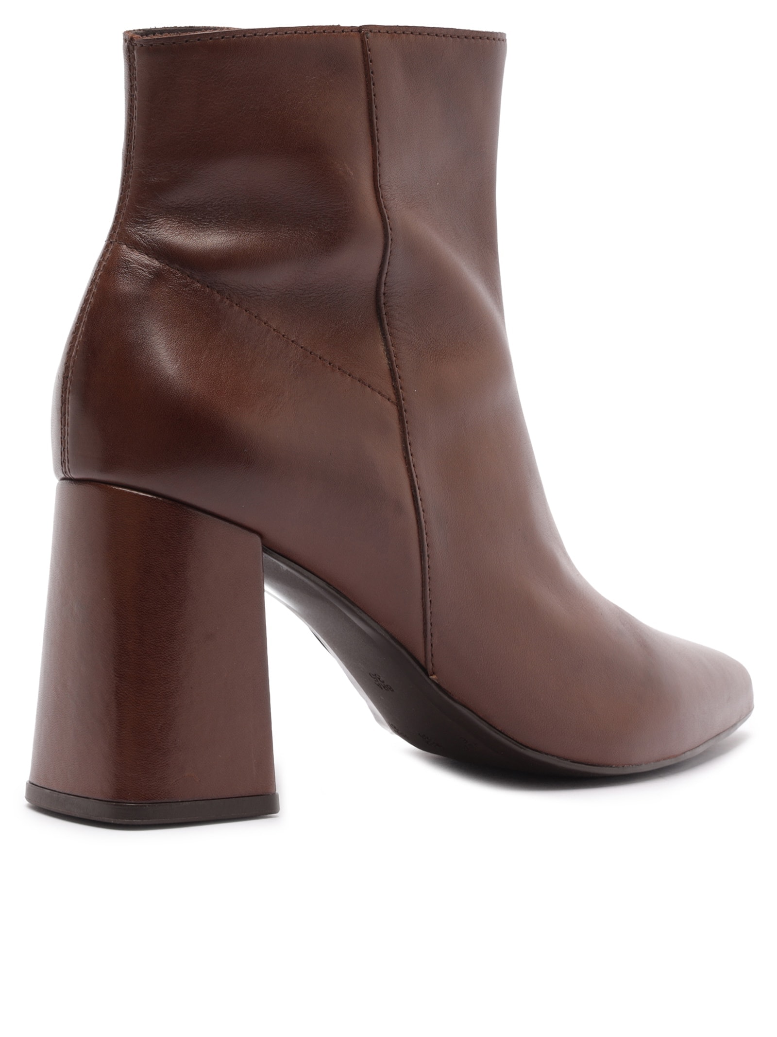 Bota Feminina Cano Curto Marrom Arezzo