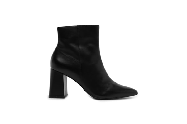 Bota Feminina Cano Curto - Preto