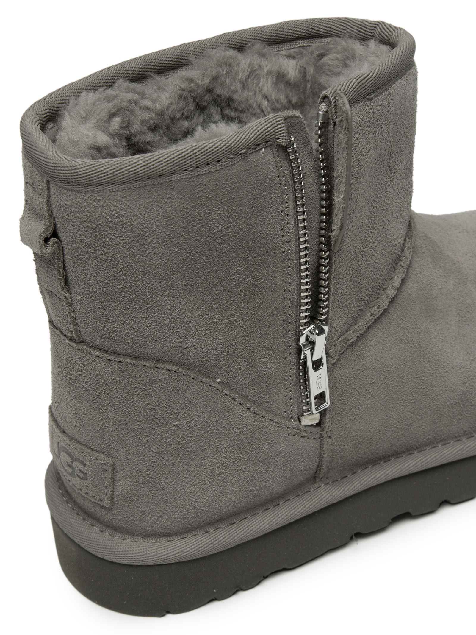 UGG - Bota Feminina Classic Mini Bailey Zip - Cinza