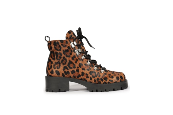 Bota Feminina Coturno Cano Baixo - Animal Print