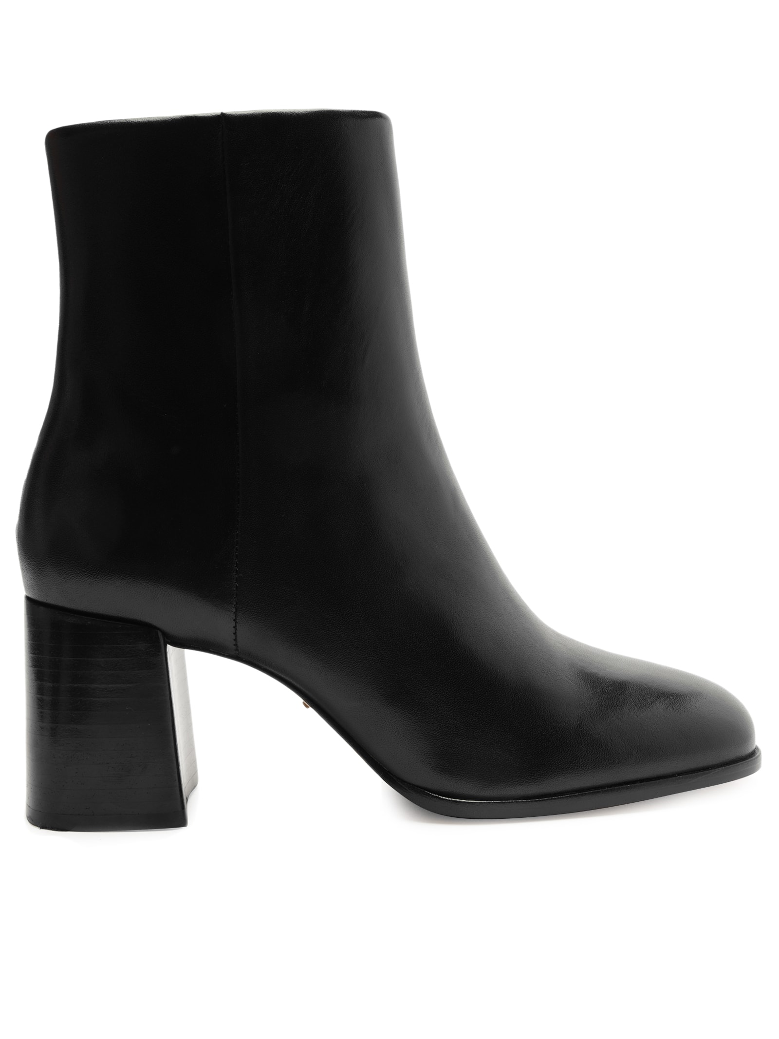 Arezzo - Bota Feminina Couro Cano Curto Salto Médio Lisa - Preto
