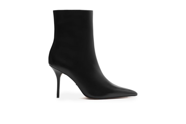 Bota Feminina Couro Cano Salto Alto Fino - Preto