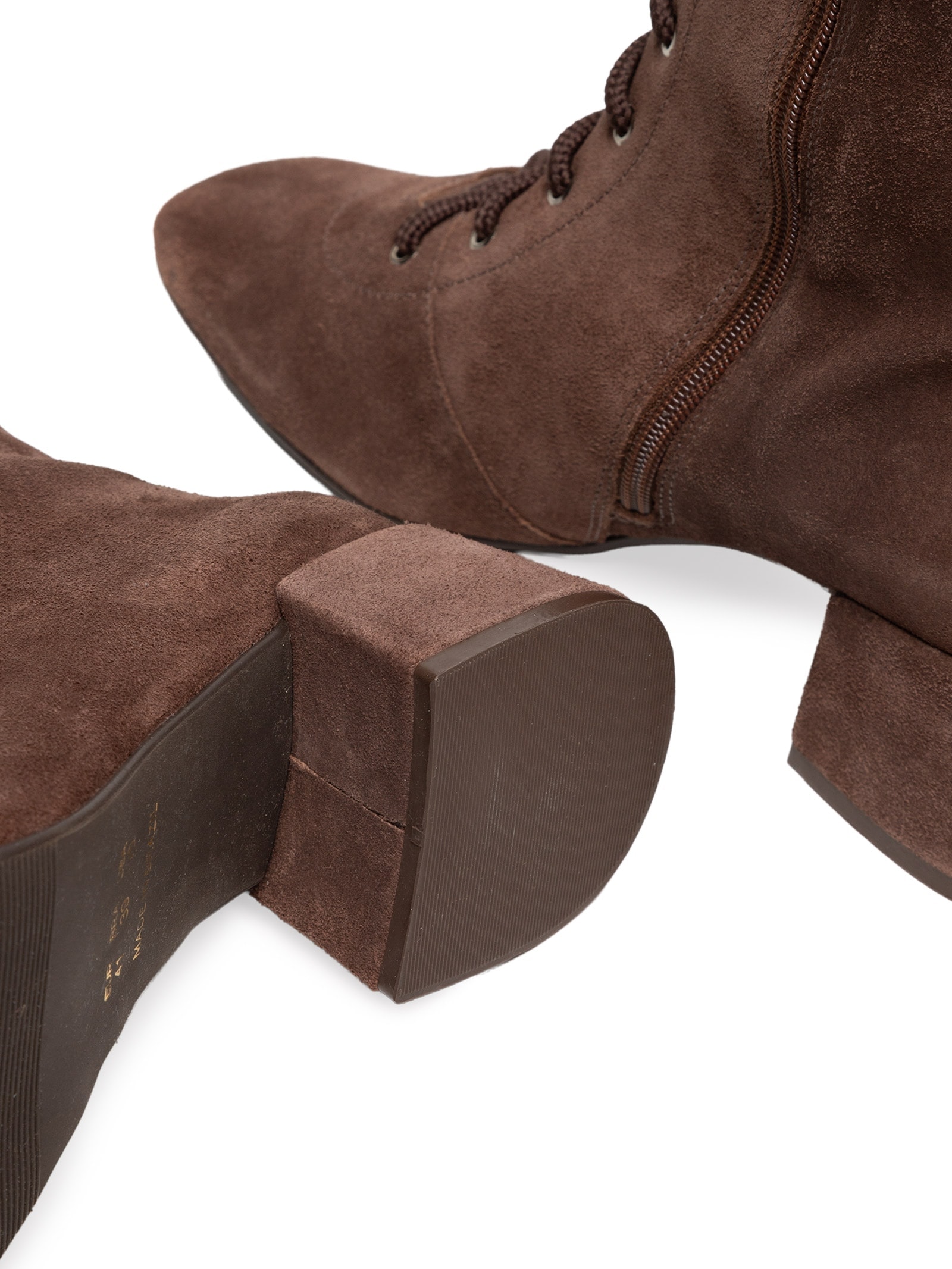 Bota Feminina Lace-up Em Couro Marrom '2Essential