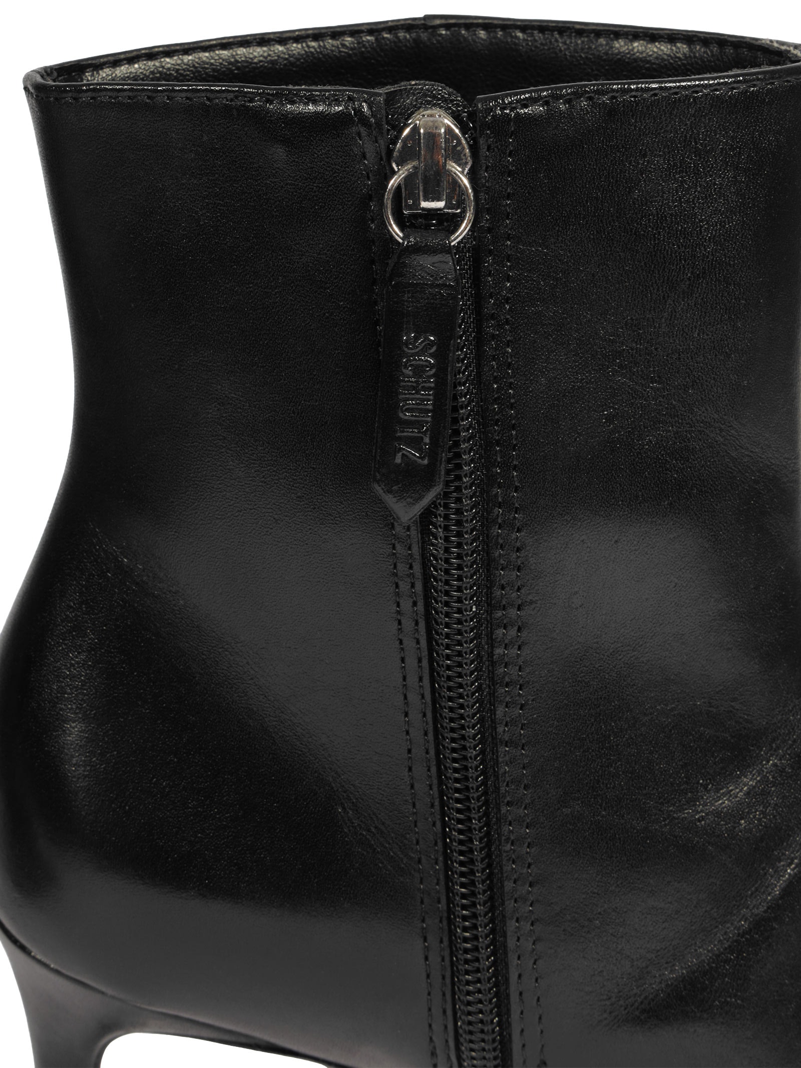 Bota Feminina Mikki Casual Preto Schutz