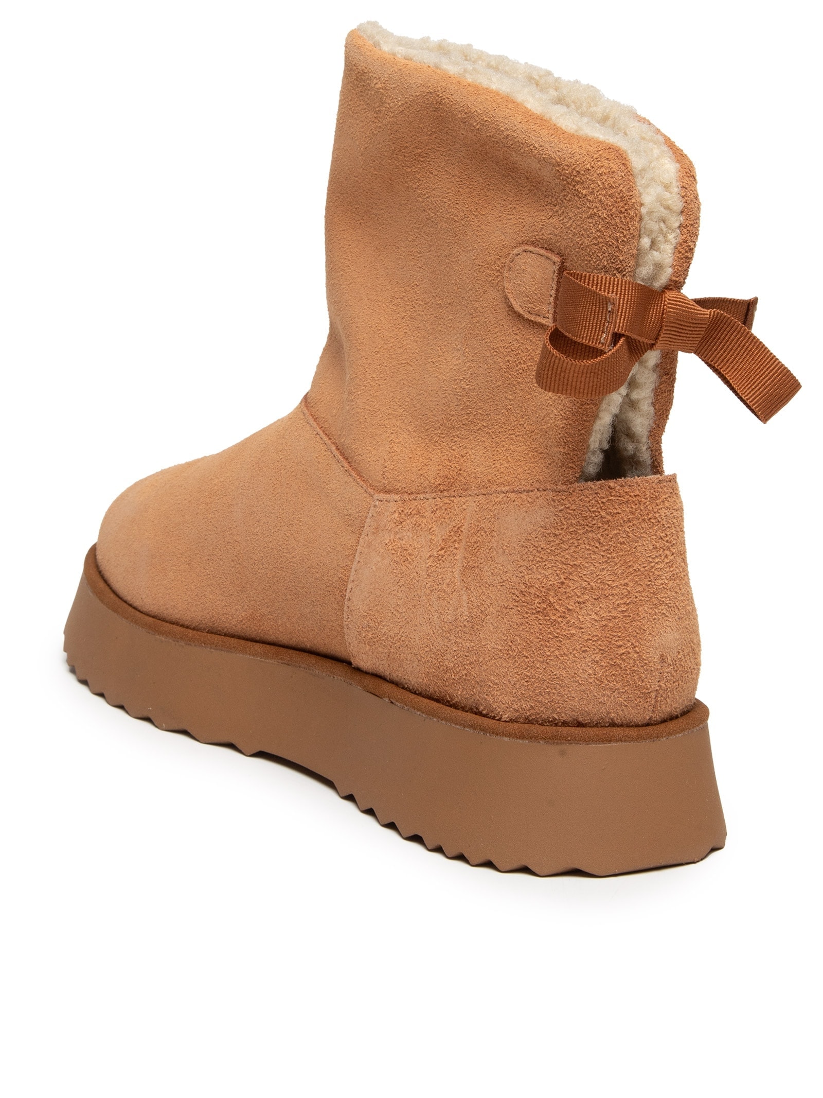 Bota Feminina Peluciada Em Camurça Marrom Market 33