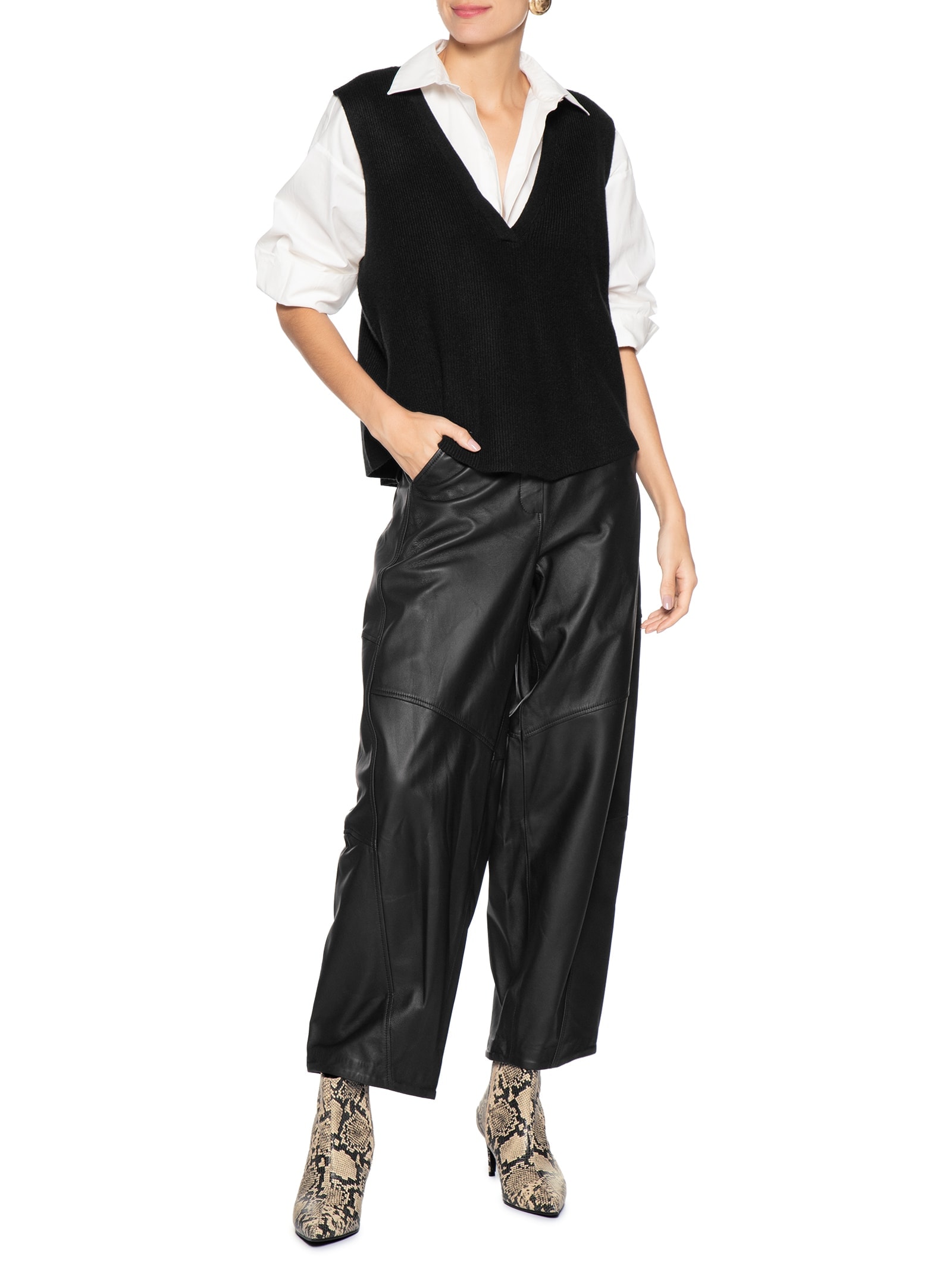 Bota Feminina Salto Baixo Em Couro Animal Print '2Essential