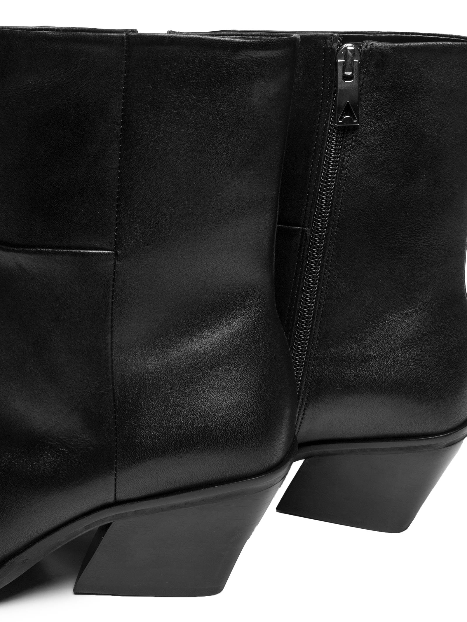 Bota Feminina Salto Grosso Preto Carrano
