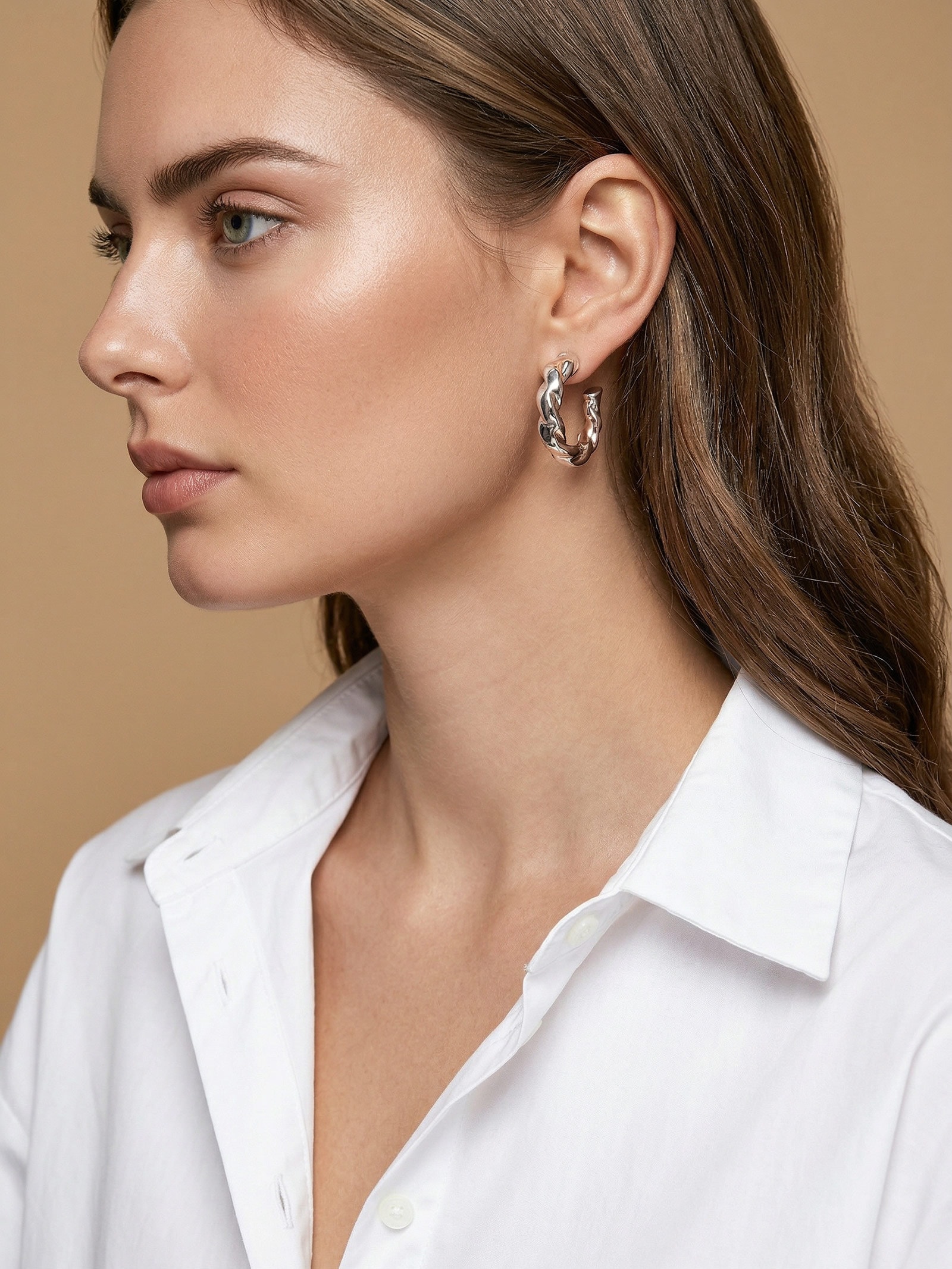 Brinco Feminino Argolas Onduladas Prateado Basiq