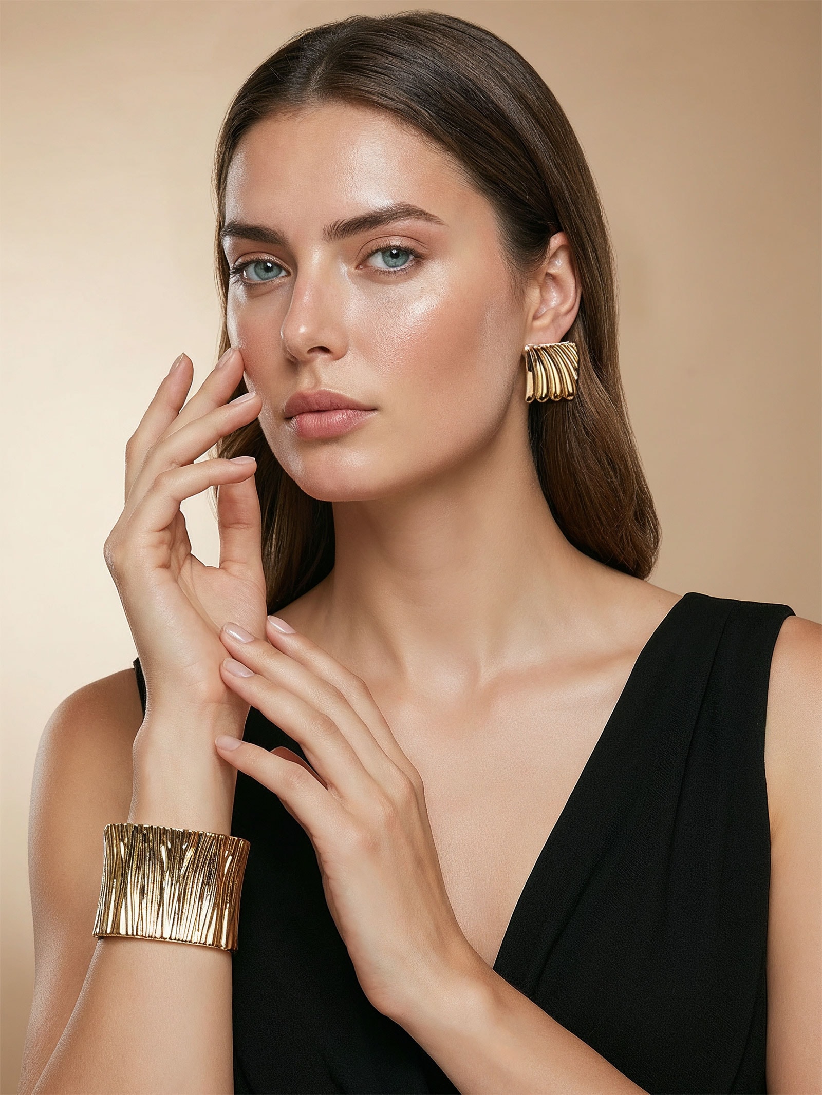 Brinco Feminino Quadrado Texturizado Dourado '2Essential